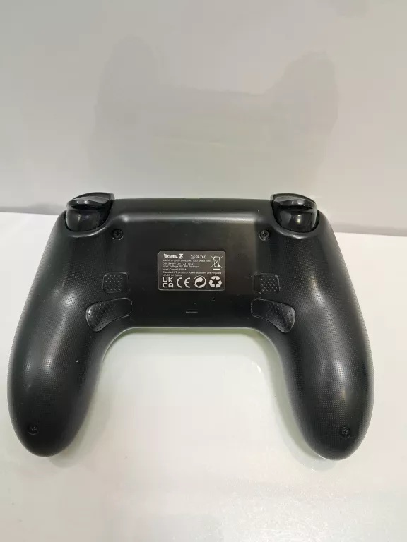 pad-dracon-ballz-ps4-stan-11323-2