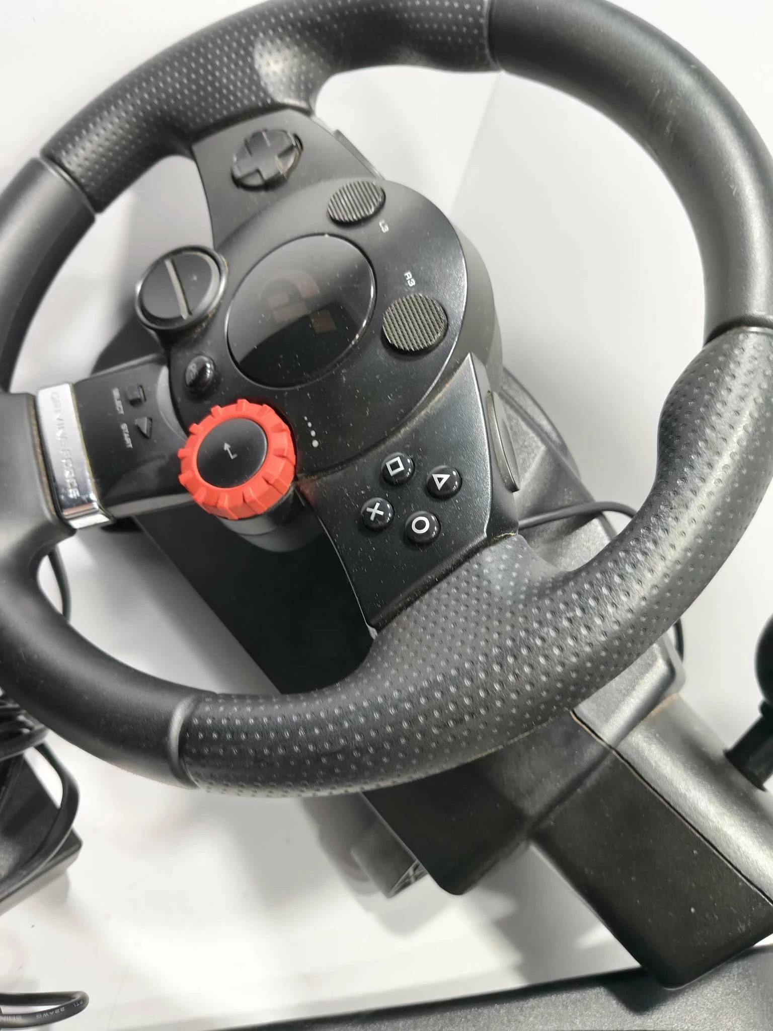 logitech-driving-force-e-x5c19-stan-11323-2