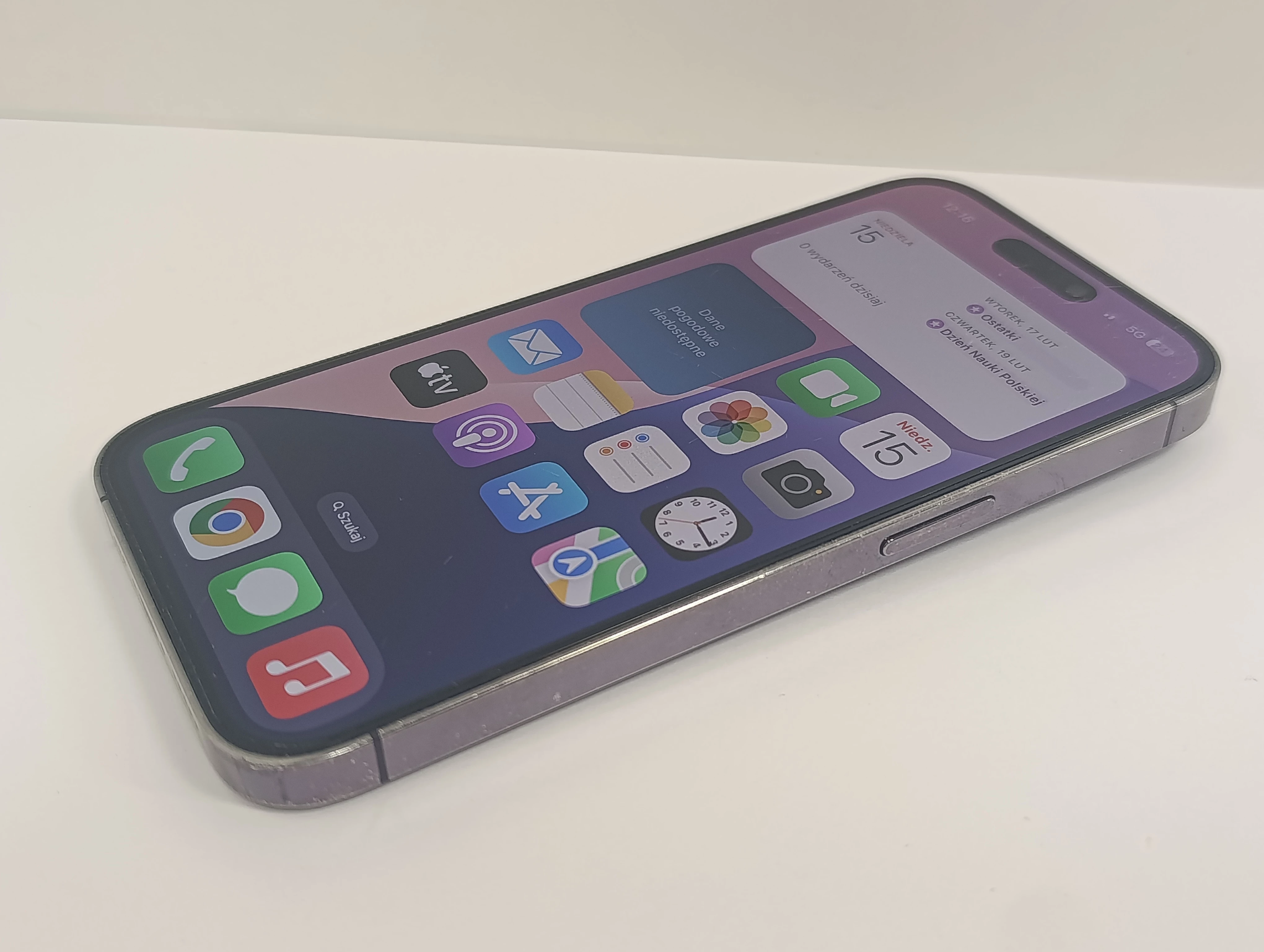 telefon-iphone-14-pro-pojemnosc-akumulatora-2900