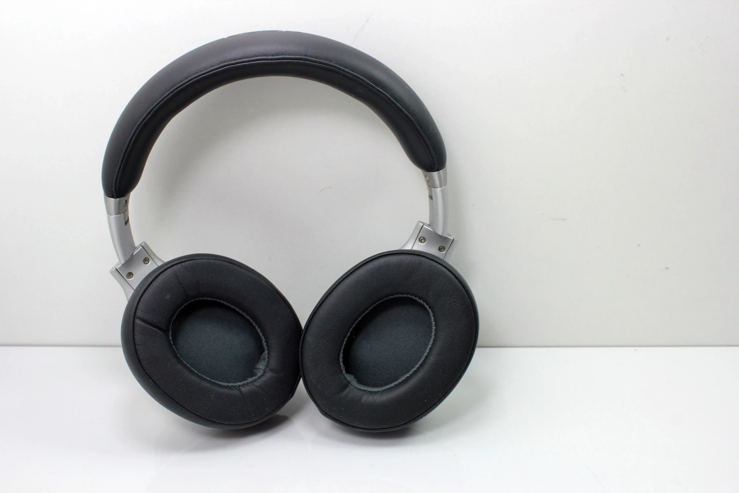 sluchawki-nauszne-beats-by-dr-dre-executive-rodzaj-sluchawek-203681-217745