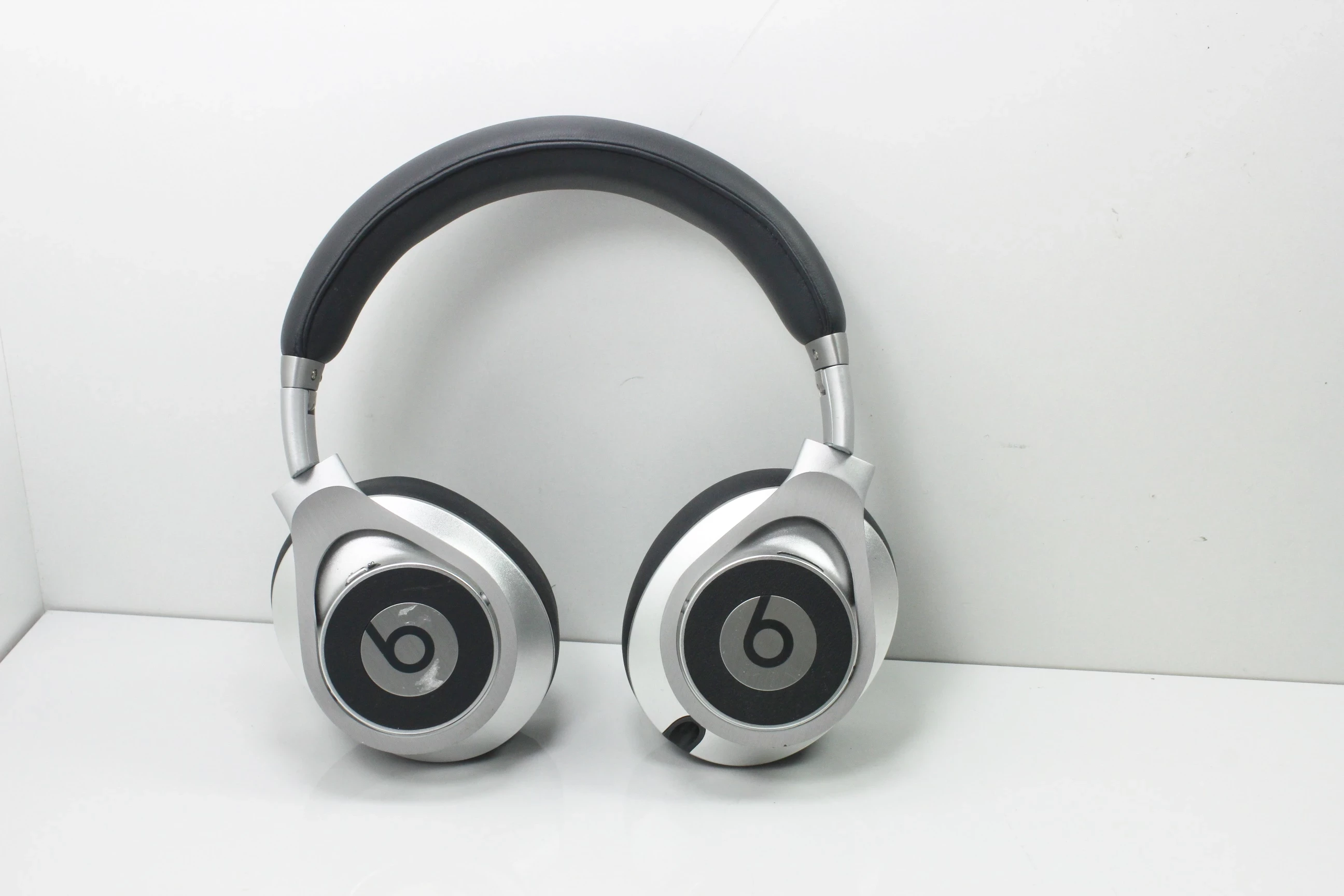 sluchawki-nauszne-beats-by-dr-dre-executive-komisji-edukacji-narodowej-96u14-warszawa