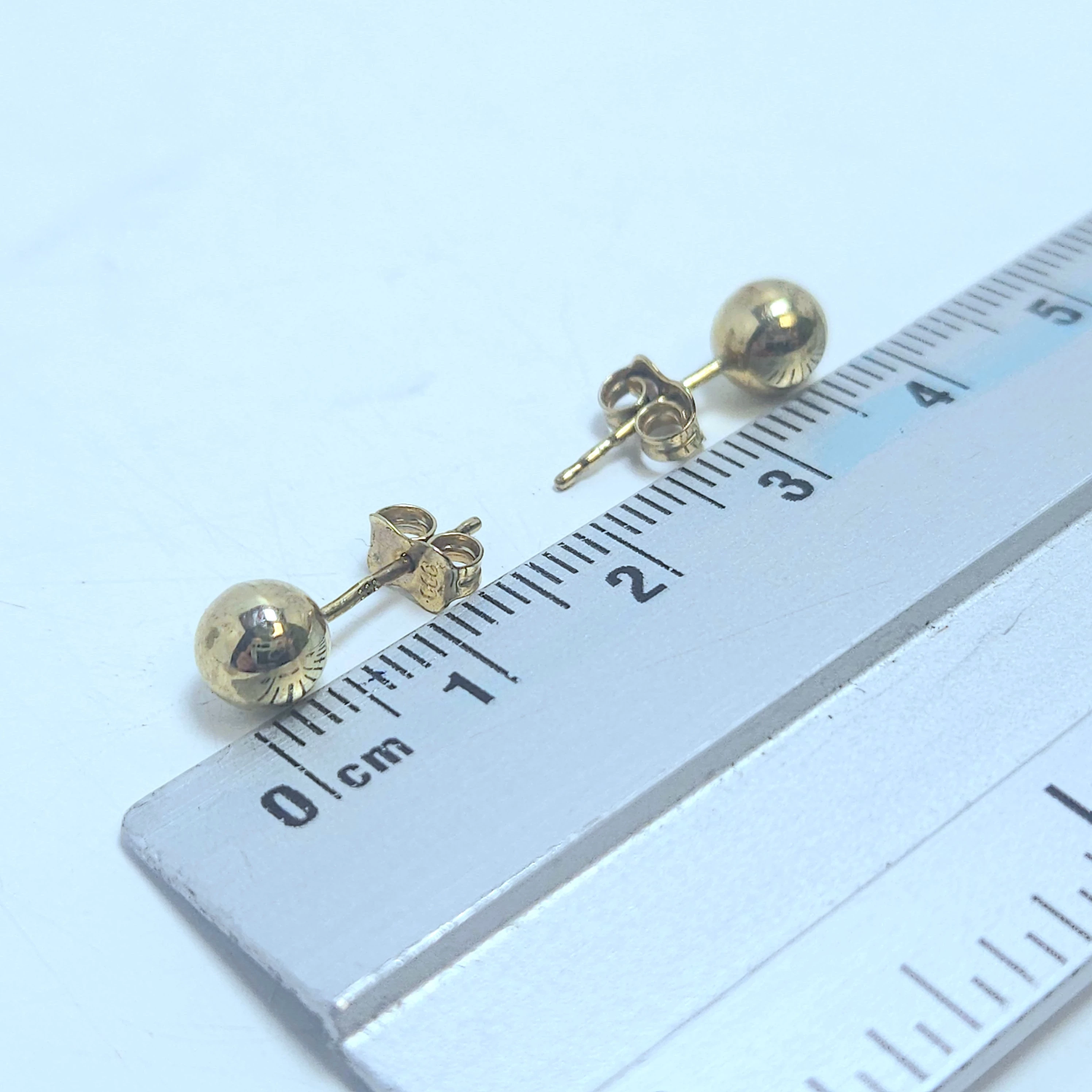 zlote-kolczyki-kulki-sztyft-p333-072-g-material-15835-2