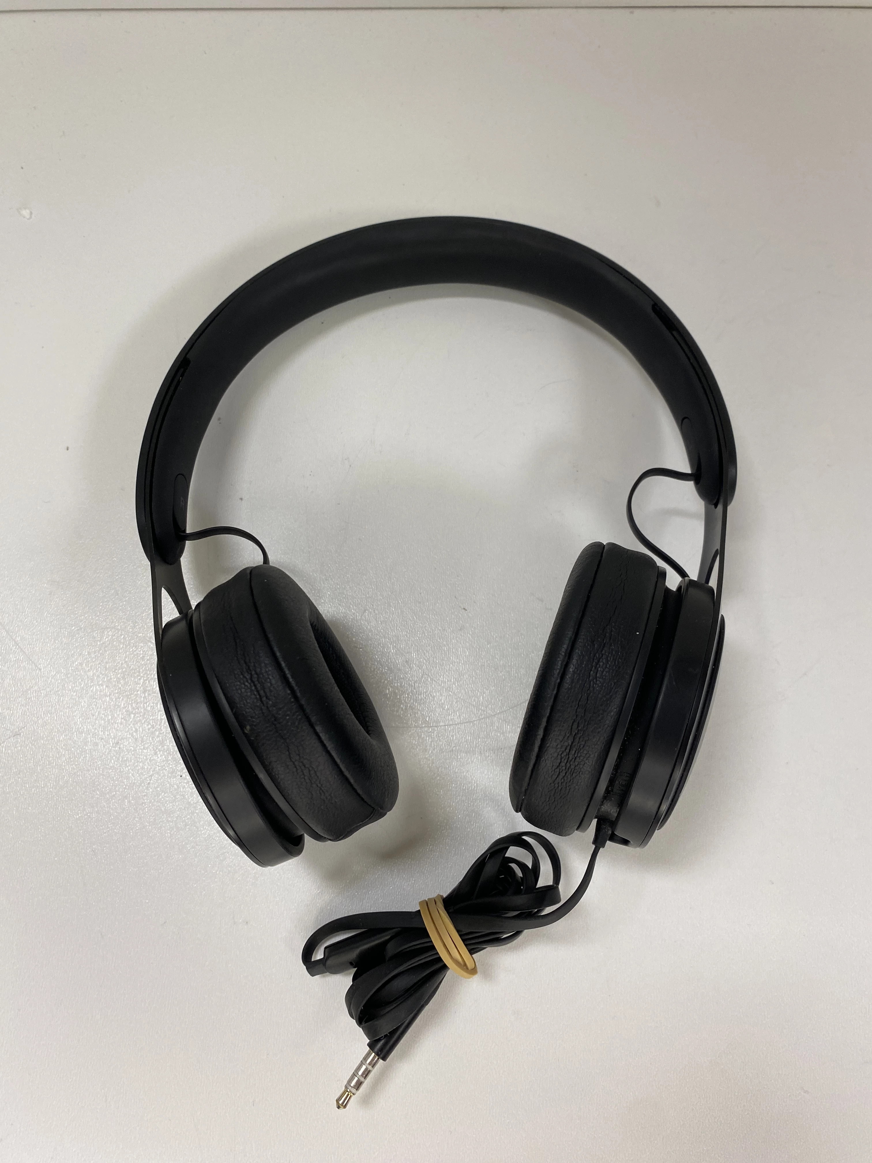 sluchawki-nauszne-beats-by-dr-dre-ep-on-ear-zestaw-kolor-dominujacy-129357-3