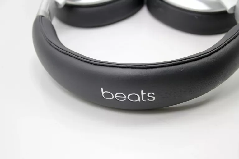 sluchawki-nauszne-beats-by-dr-dre-executive-kolor-dominujacy-129357-8