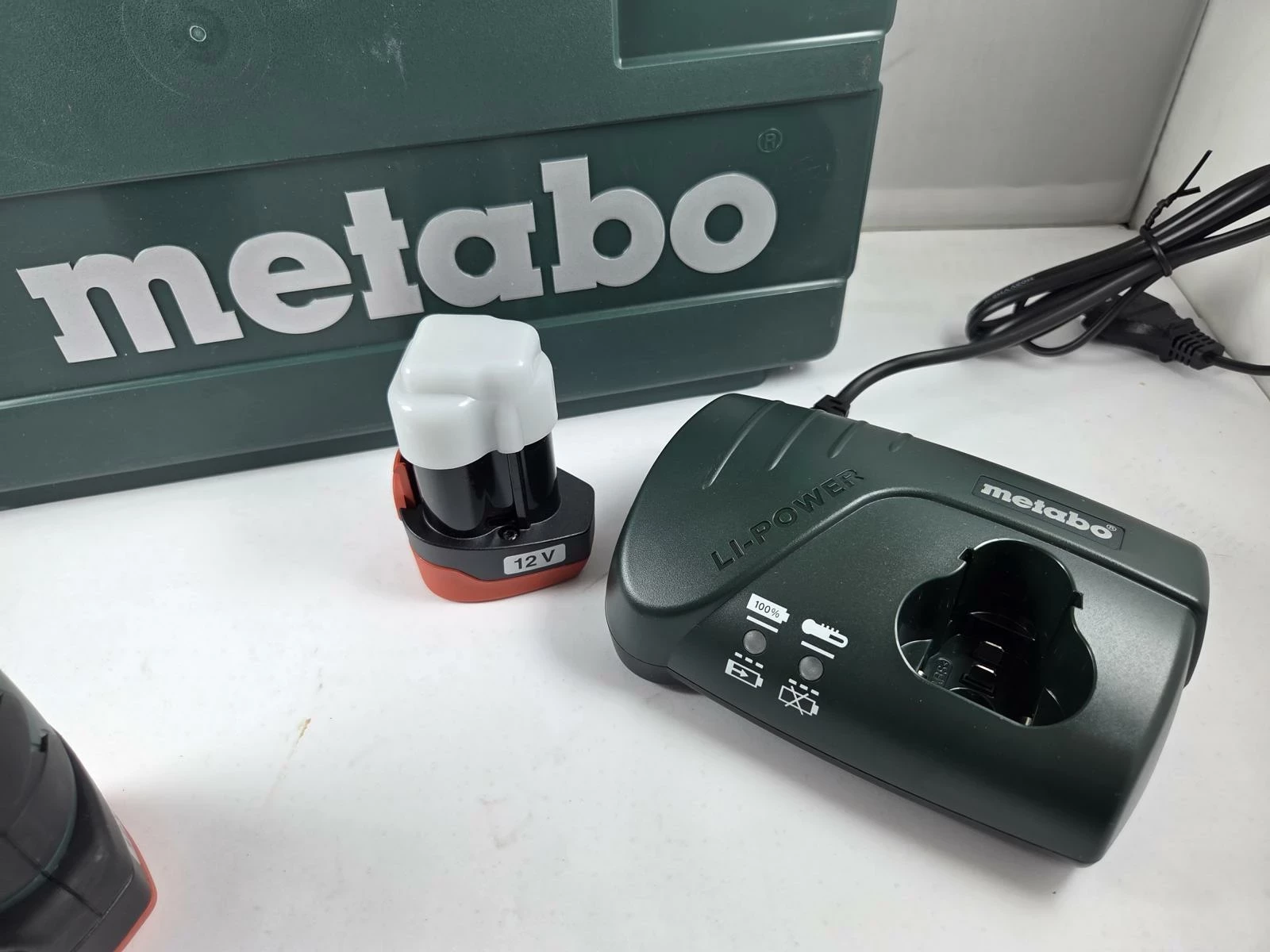 wkretarka-metabo-powermaxx-bs-walizka-2-aku-ladowarka-kod-producenta-600080500