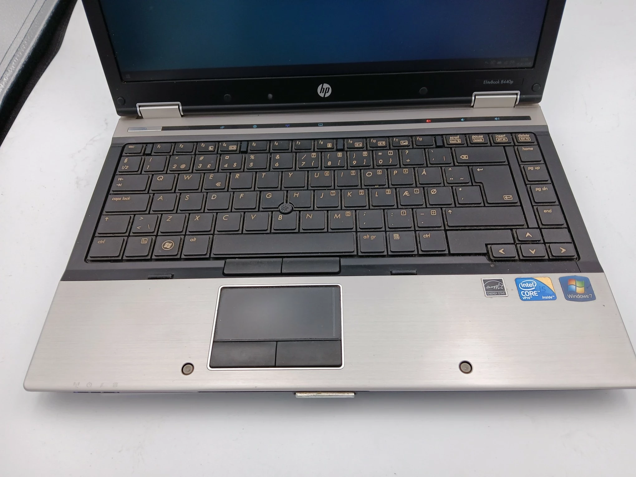 laptop-hp-elitebook-8440p-stan-11323-2