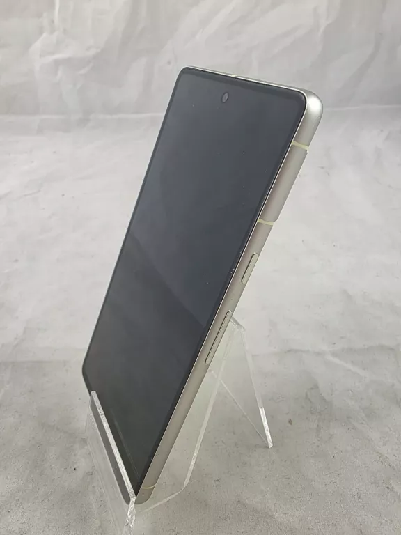 telefon-google-pixel-7-128gb-kod-producenta-ga03943-gb