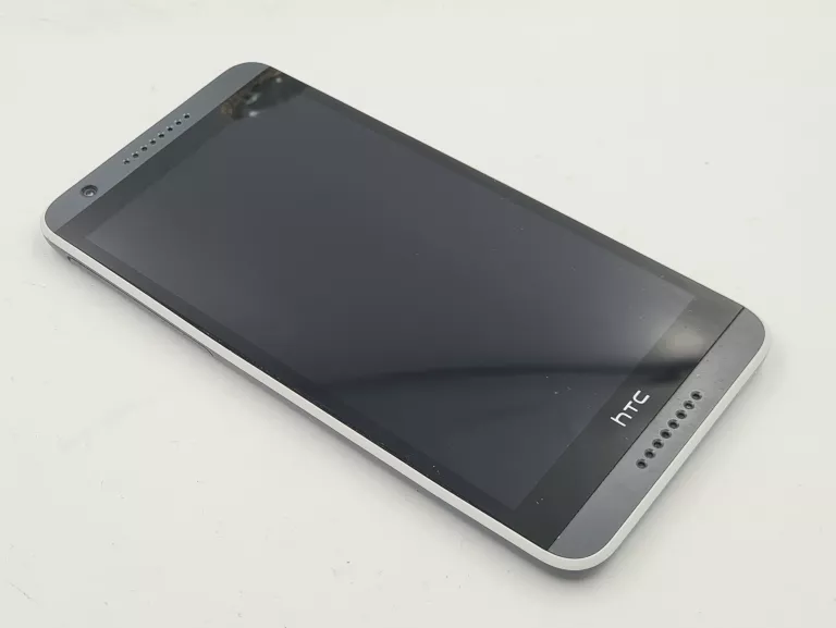 telefon-htc-desire-820-stan-11323-2