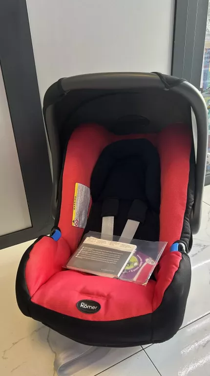 fotelik-samochodowy-britax-romer-baby-safe-olivia-0-13kg-powystawowy-obroncow-wybrzeza-2a-gdansk