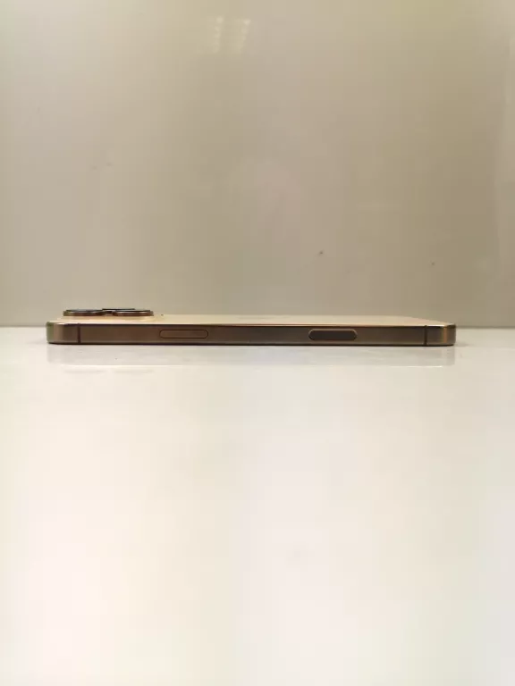 apple-iphone-16-pro-max-512gb-desert-titanium-blokada-operatora-orange-przekatna-ekranu-690