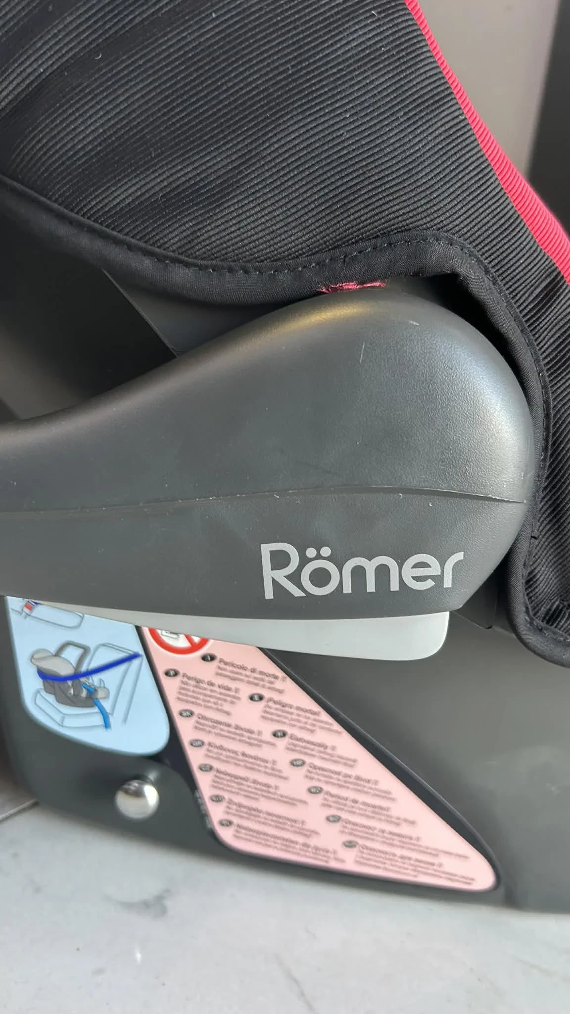 fotelik-samochodowy-britax-romer-baby-safe-olivia-0-13kg-powystawowy-marka-248811-1972869