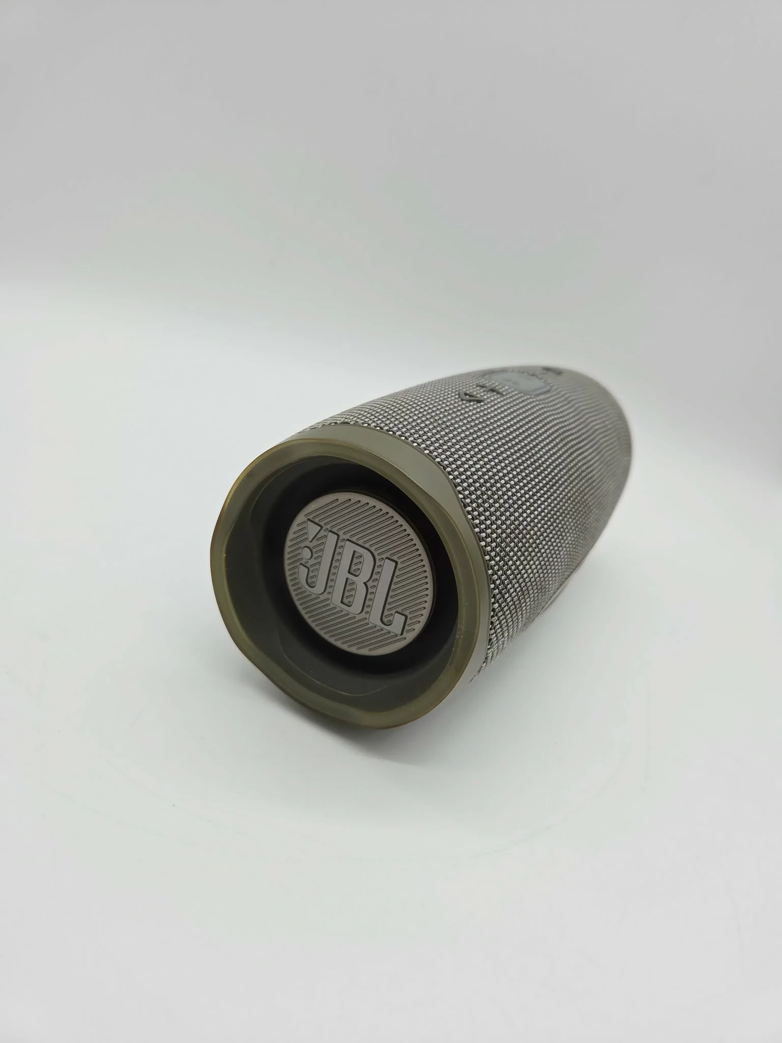 glosnik-przenosny-jbl-charge-4-czarny-30-w-ean-gtin-6925281940088