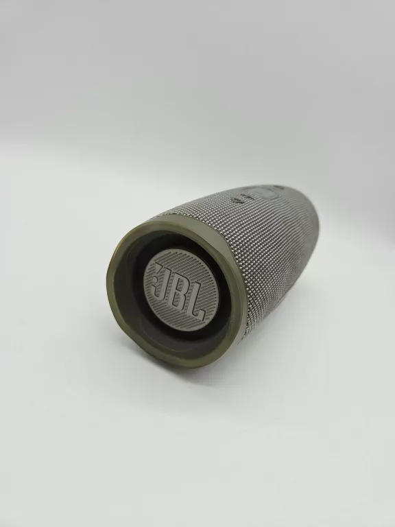 glosnik-przenosny-jbl-charge-4-czarny-30-w-ean-gtin-6925281940088