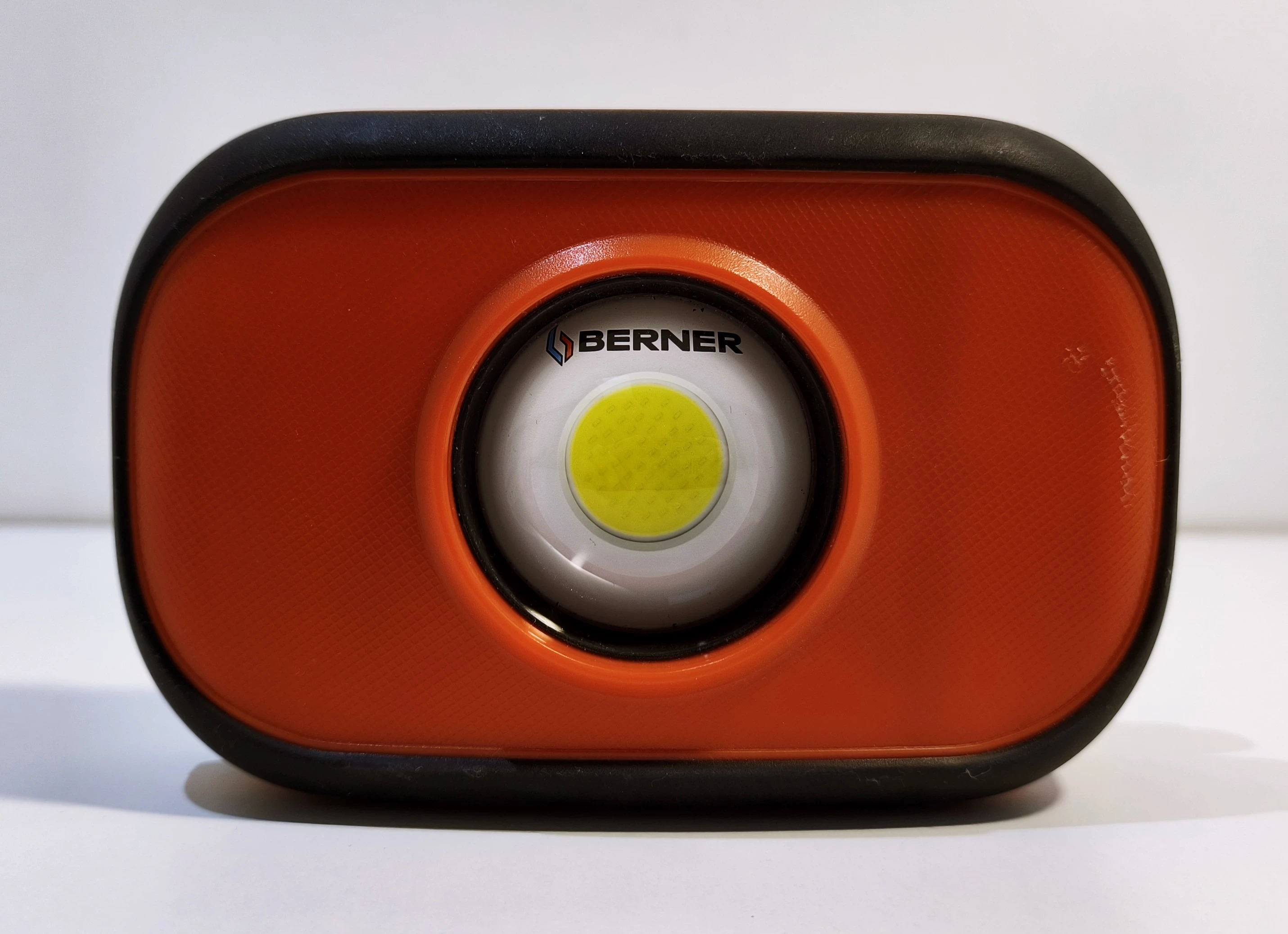 BERNER LAMPA NAŚWIETLACZ AKUMULATOROWY LED 10W 1000LM IP65 UBS-C MAGNES ...