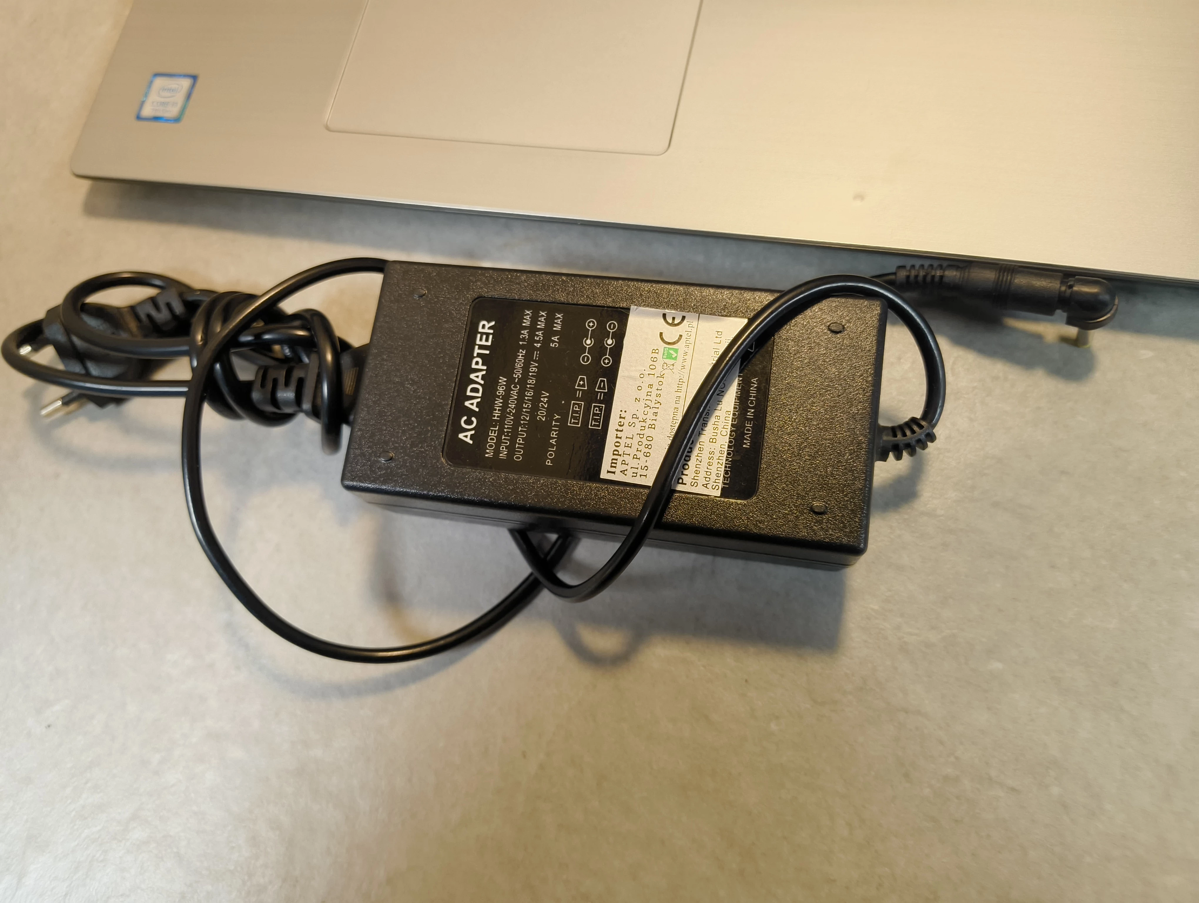 laptop-lenovo-ideapad-330-15ikb-i3-4500-ean-gtin-192940758438