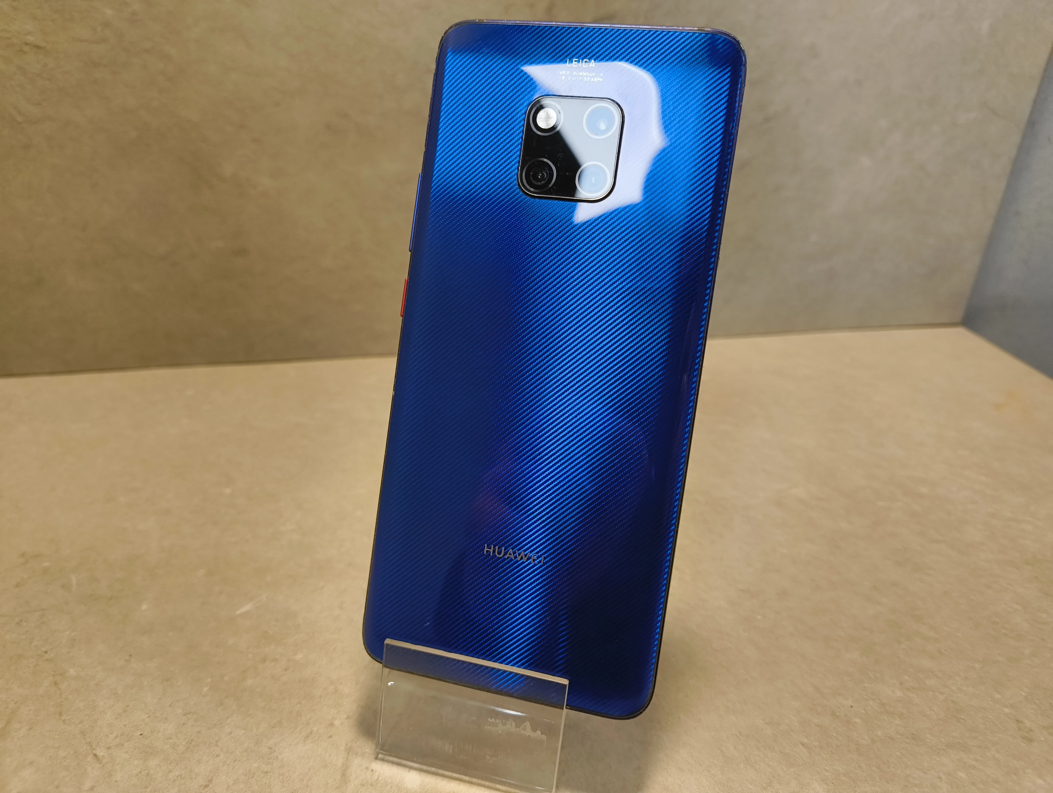 telefon-huawei-mate-20-pro-6128-opis-wbudowana-pamiec-202869-214189