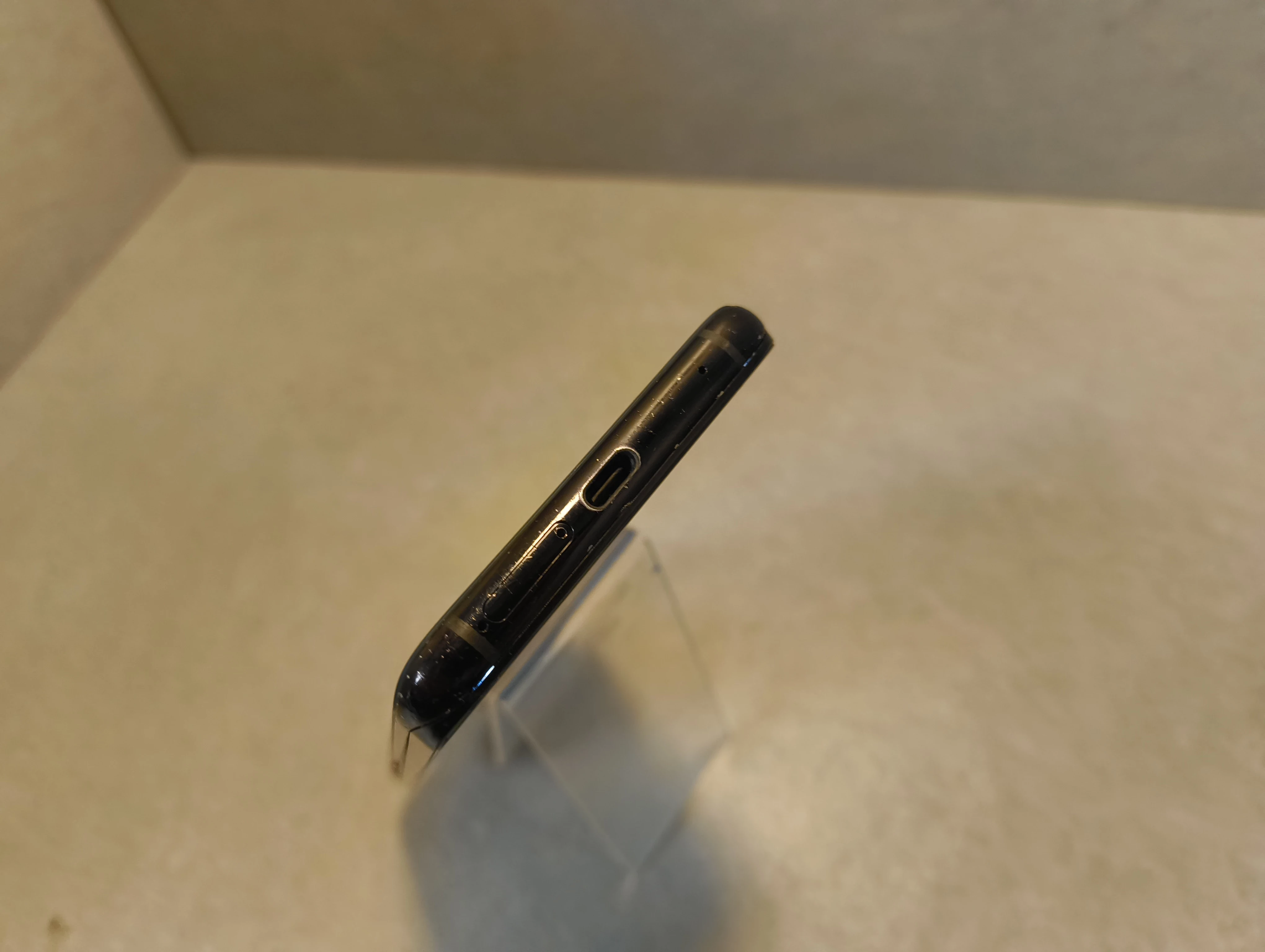 telefon-huawei-mate-20-pro-6128-opis-stan-11323-238062