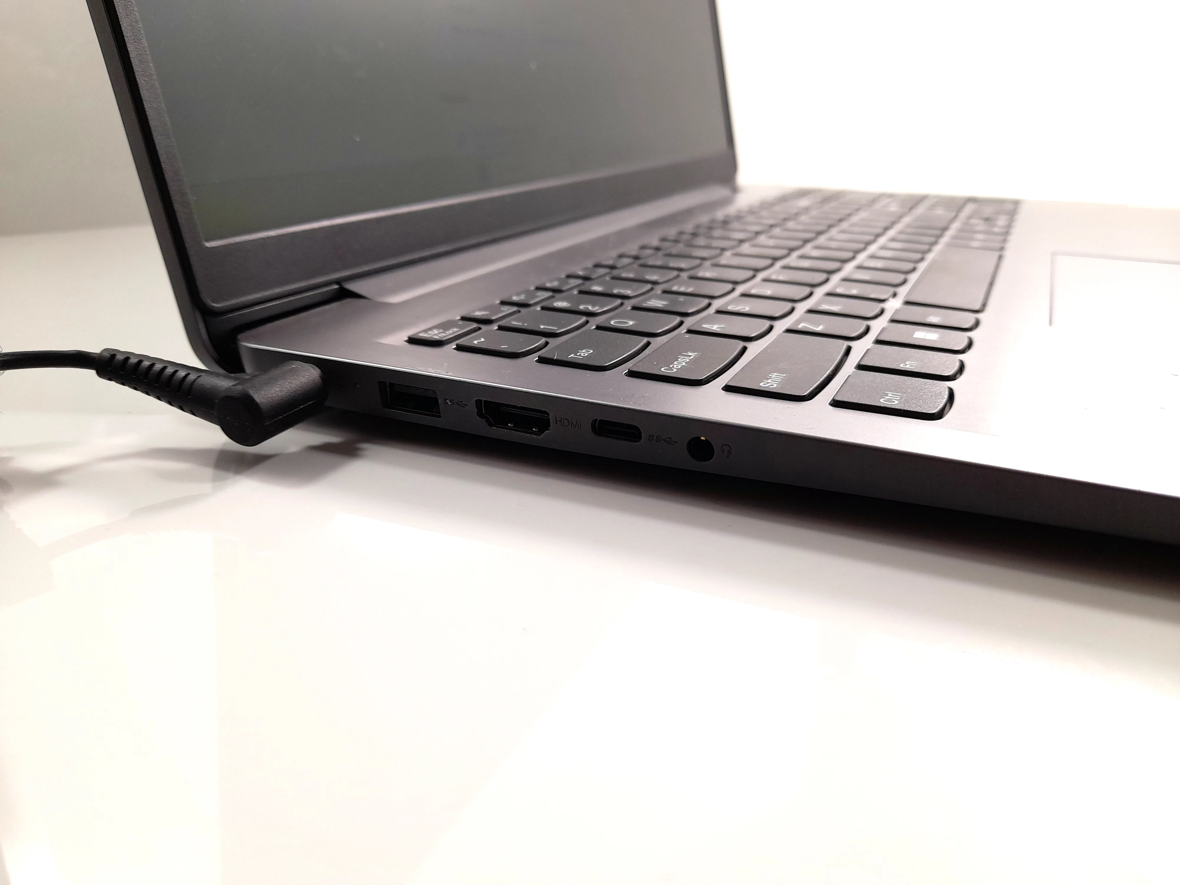 laptop-lenovo-ideapad-3-amd-ryzen-7-with-radeon-graphics-512gb-przekatna-ekranu-1560