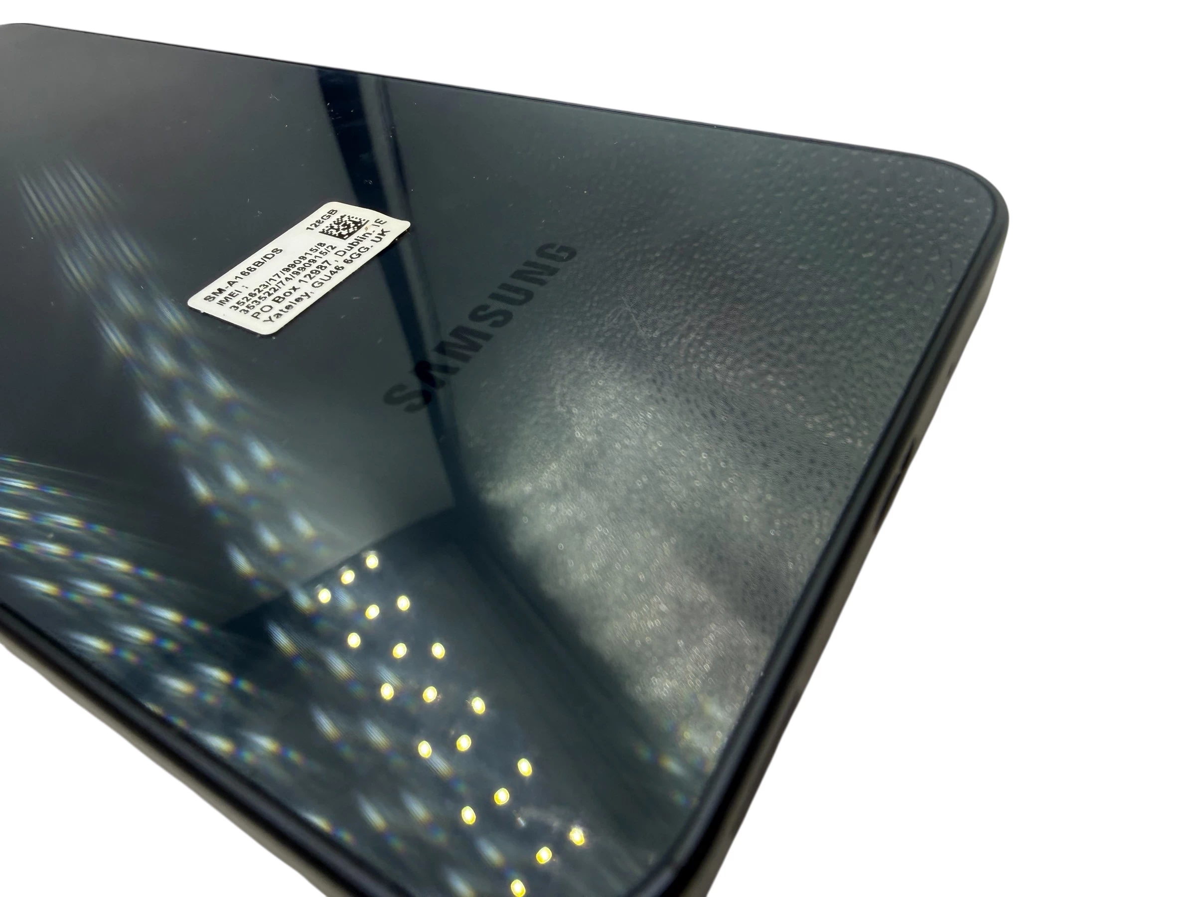 telefon-samsung-a16-przekatna-ekranu-670