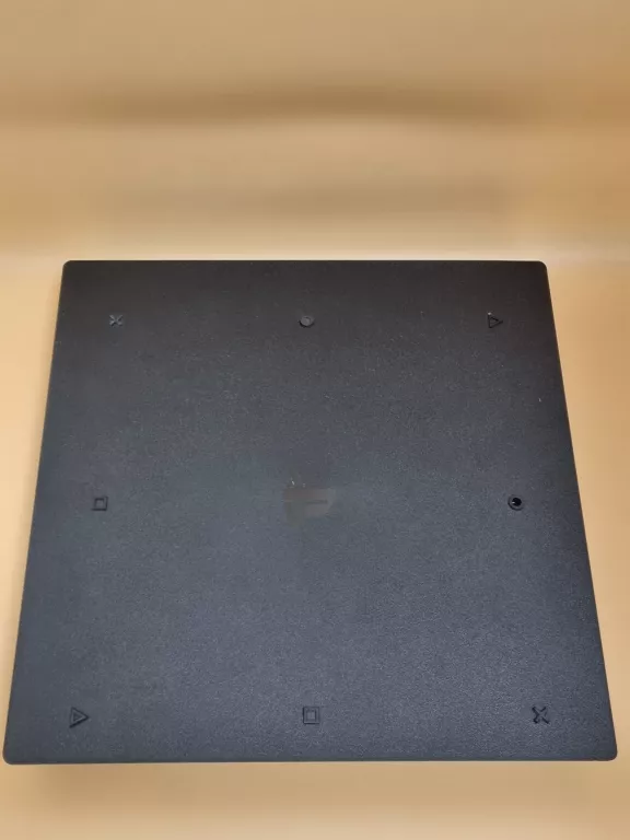 konsola-sony-play-station-4-pro-1tb-cuh-7216b-stan-11323-2