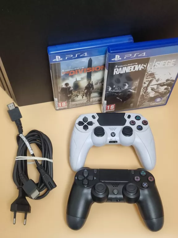 konsola-sony-play-station-4-pro-1tb-cuh-7216b-ean-gtin-711719936961