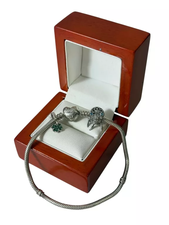 piekna-srebrna-bransoletka-z-przywieszkami-21cm9251970g-material-15835-4