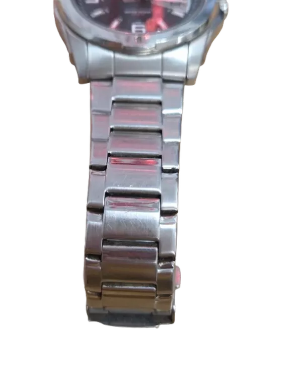 zegarek-casio-ef-129d-2avef-material-paska-129219-8