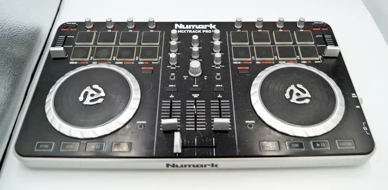 numark-mixtrack-pro-ii-usb-dj-controller-chelmska-50-warszawa