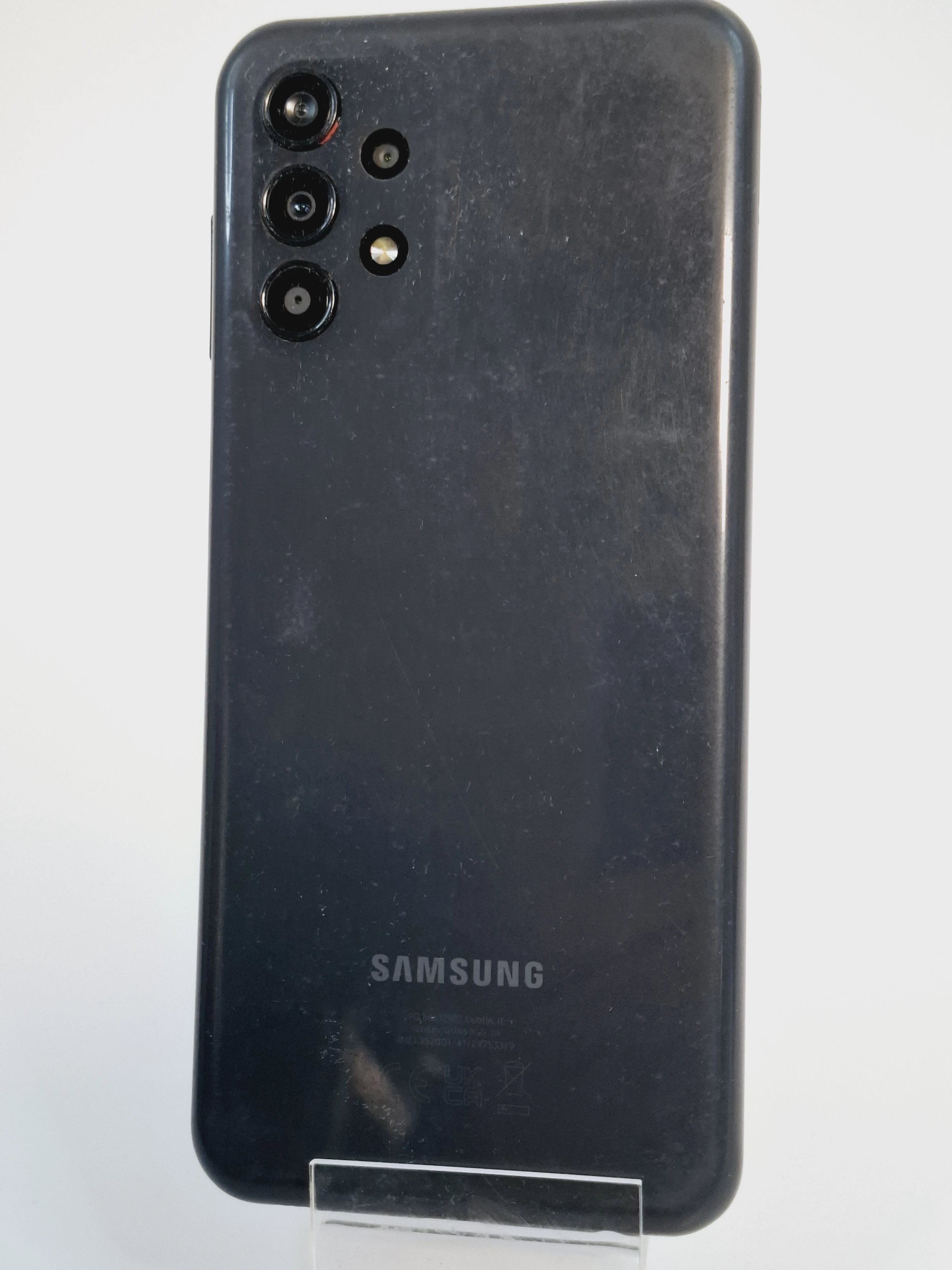 smartfon-samsung-galaxy-a13-4-gb-64-gb-4g-lte-czarny-kod-producenta-sm-a137fzkveue