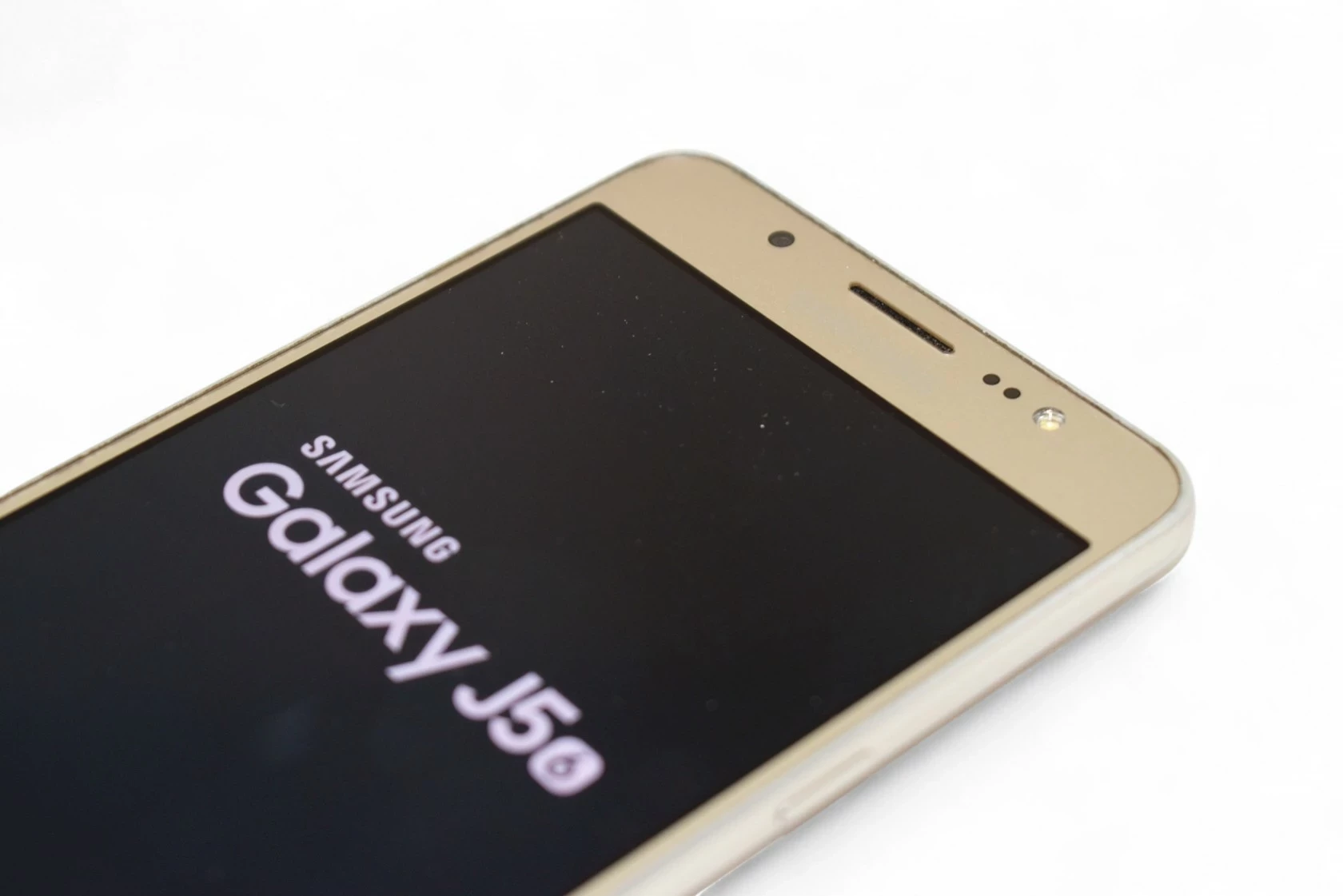 telefon-samsung-j5-wypalony-ekran-kod-producenta-sm-j530fds