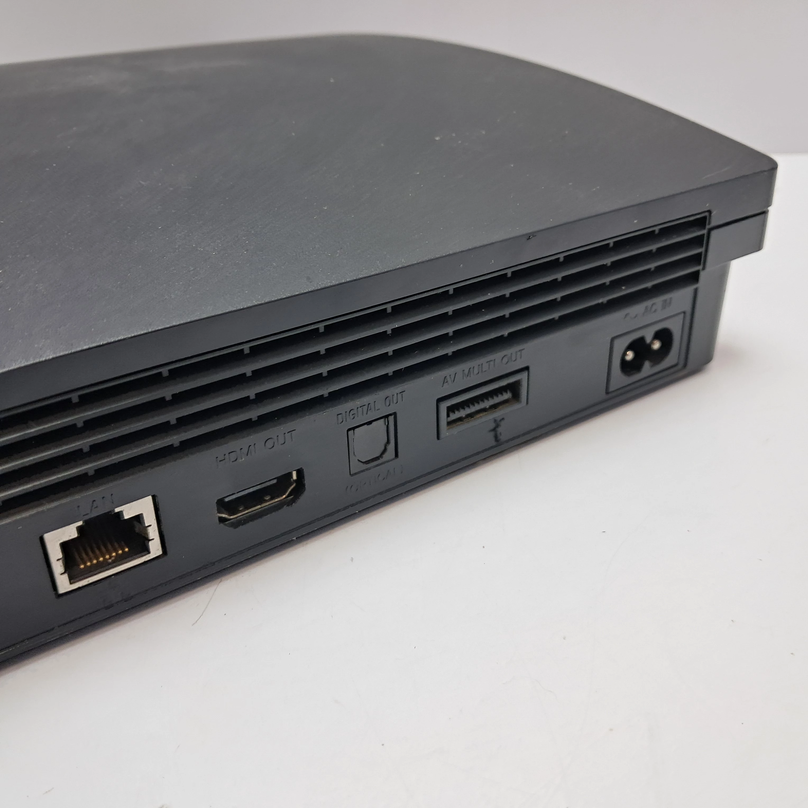 konsola-ps3-at-opis-stan-11323-2