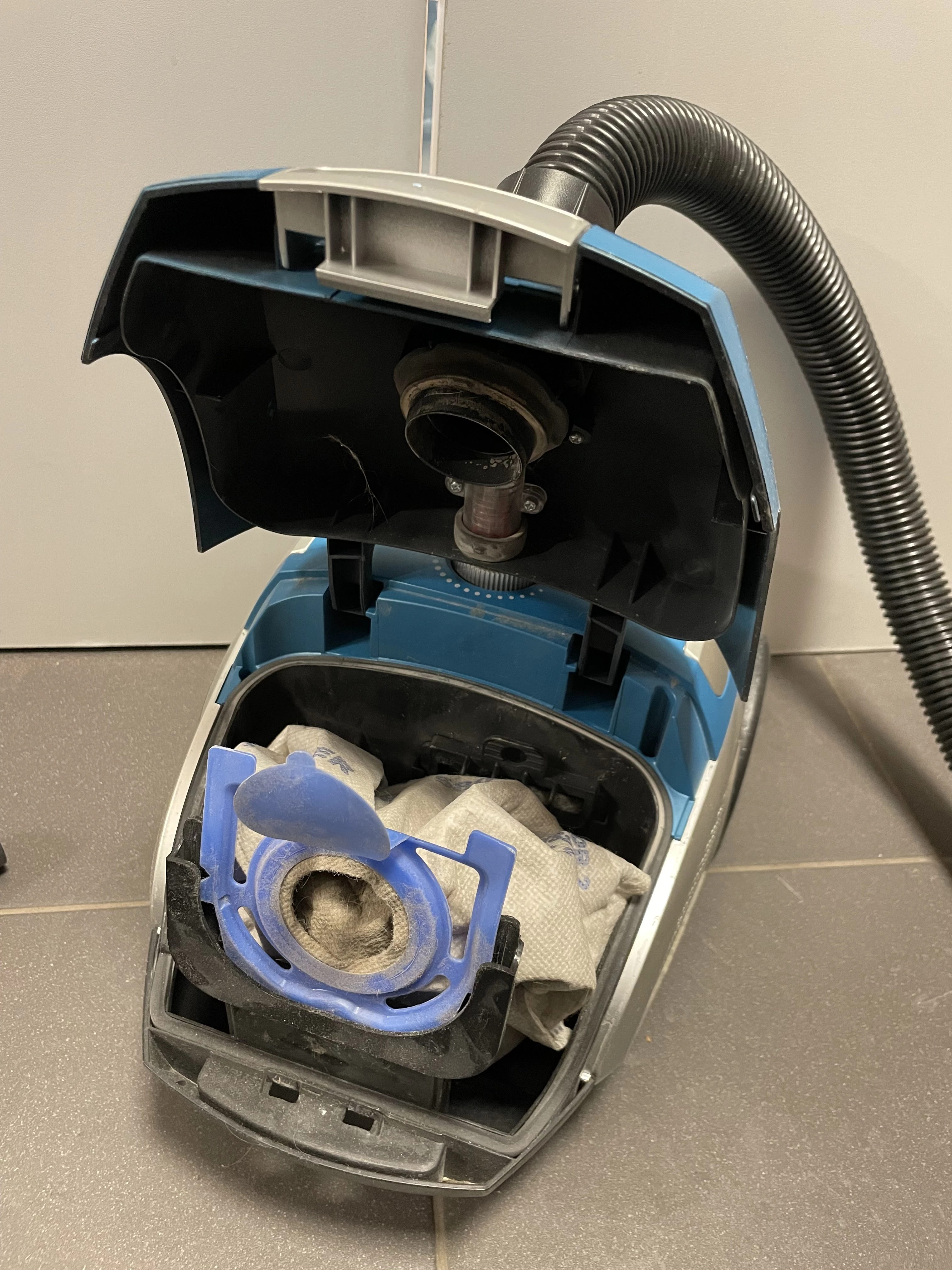 odkurzacz-vesta-evc01-ean-gtin-5902837838731