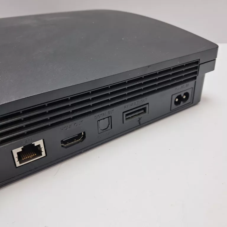 konsola-ps3-at-opis-stan-11323-2