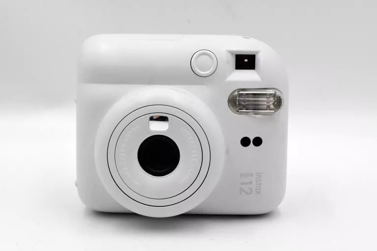 aparat-natychmiastowy-fujifilm-instax-mini-12-bialy-os-piastowskie-74a-poznan