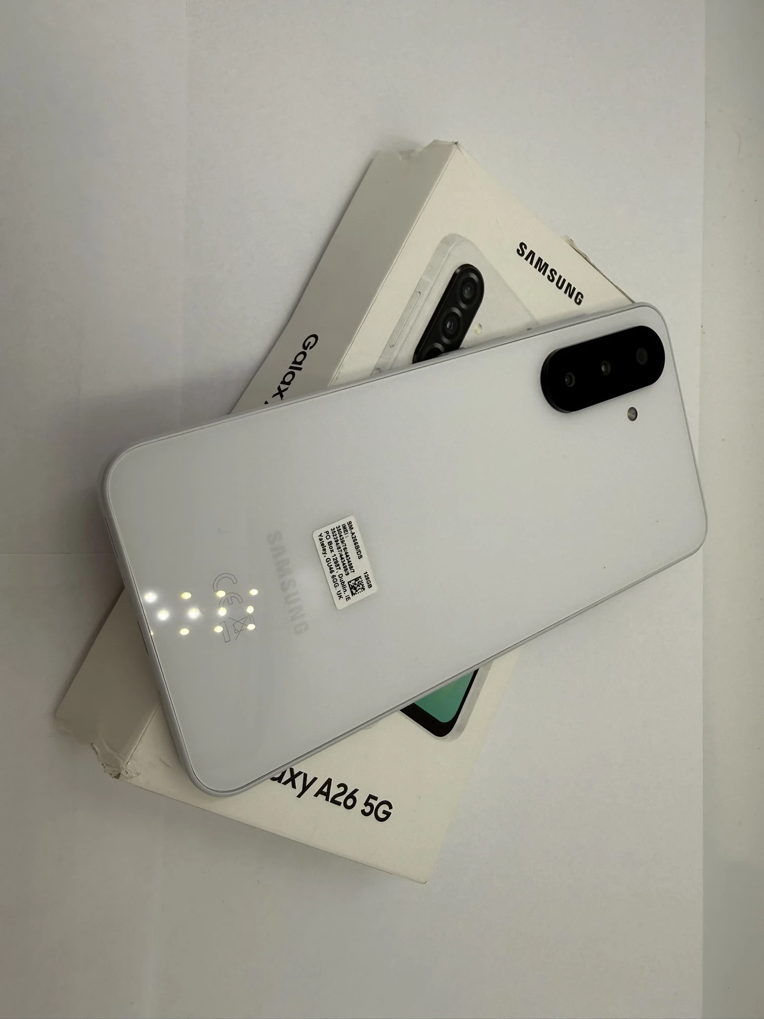 telefon-samsung-galaxy-a26-6gb128gb-komplet-przekatna-ekranu-670