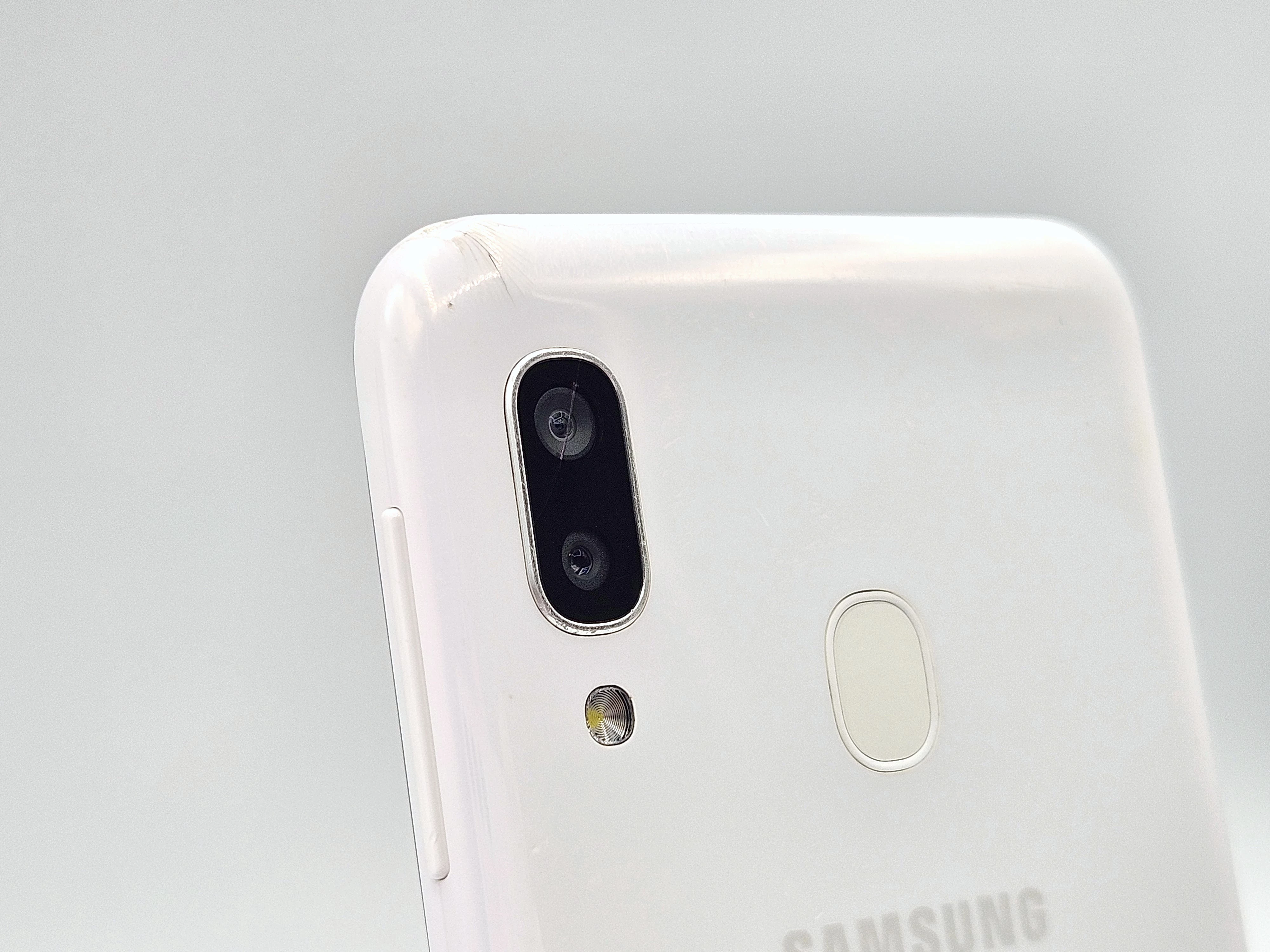 samsung-galaxy-a20e-4glte-332gb-bialy-sm-a202fds-typ-202685-212929