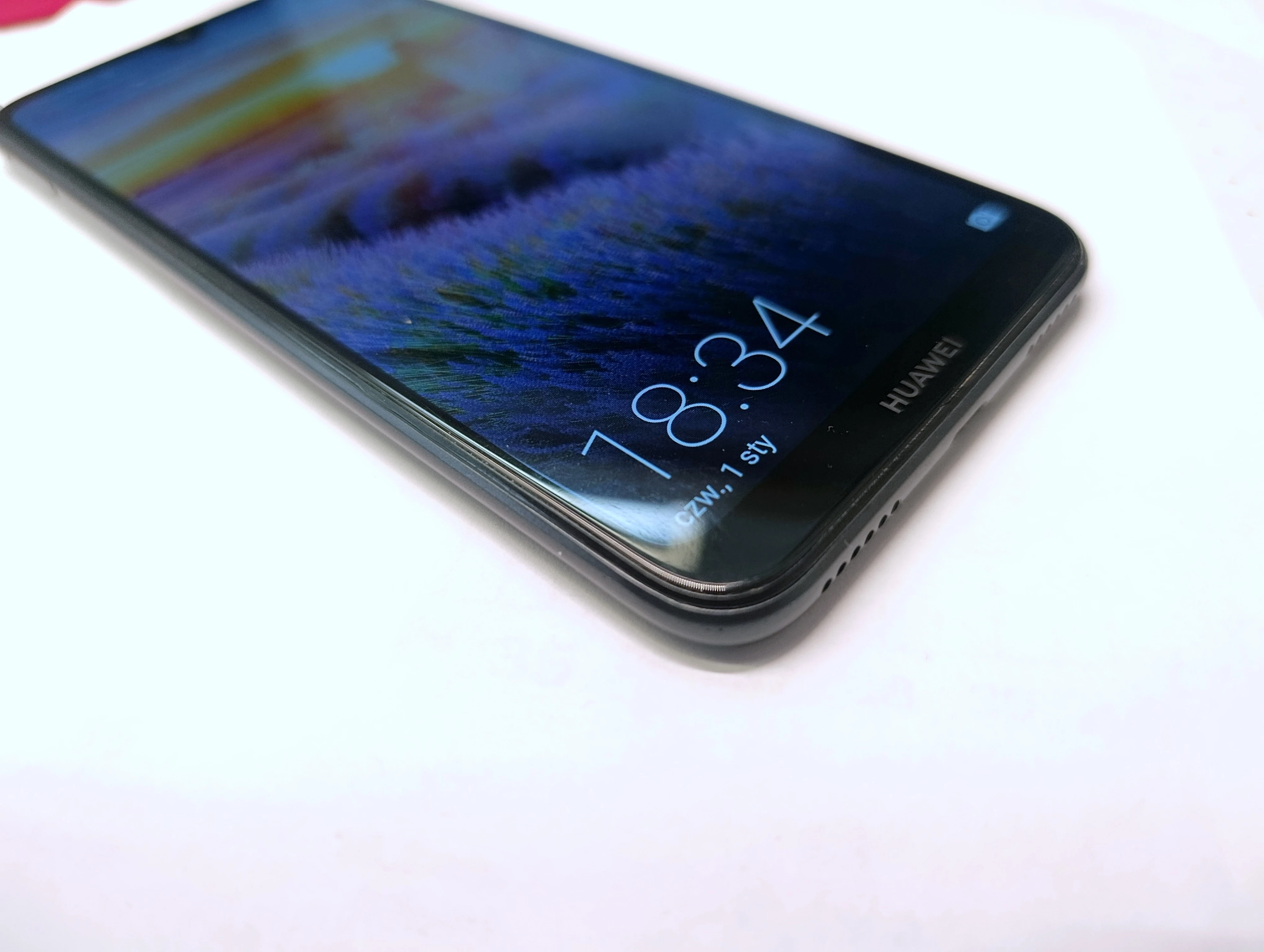 telefon-huawei-y7-2019-332gb-stan-11323-2