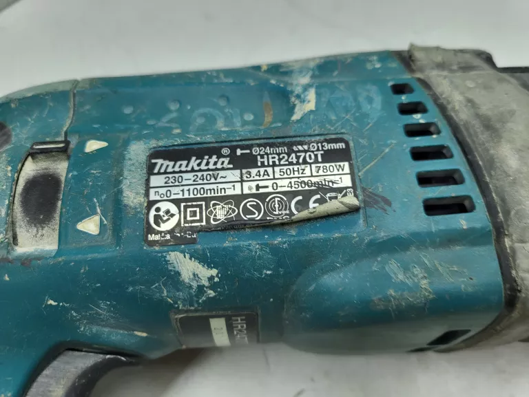mlotowiertarka-makita-hr2470-kod-producenta-hr2470