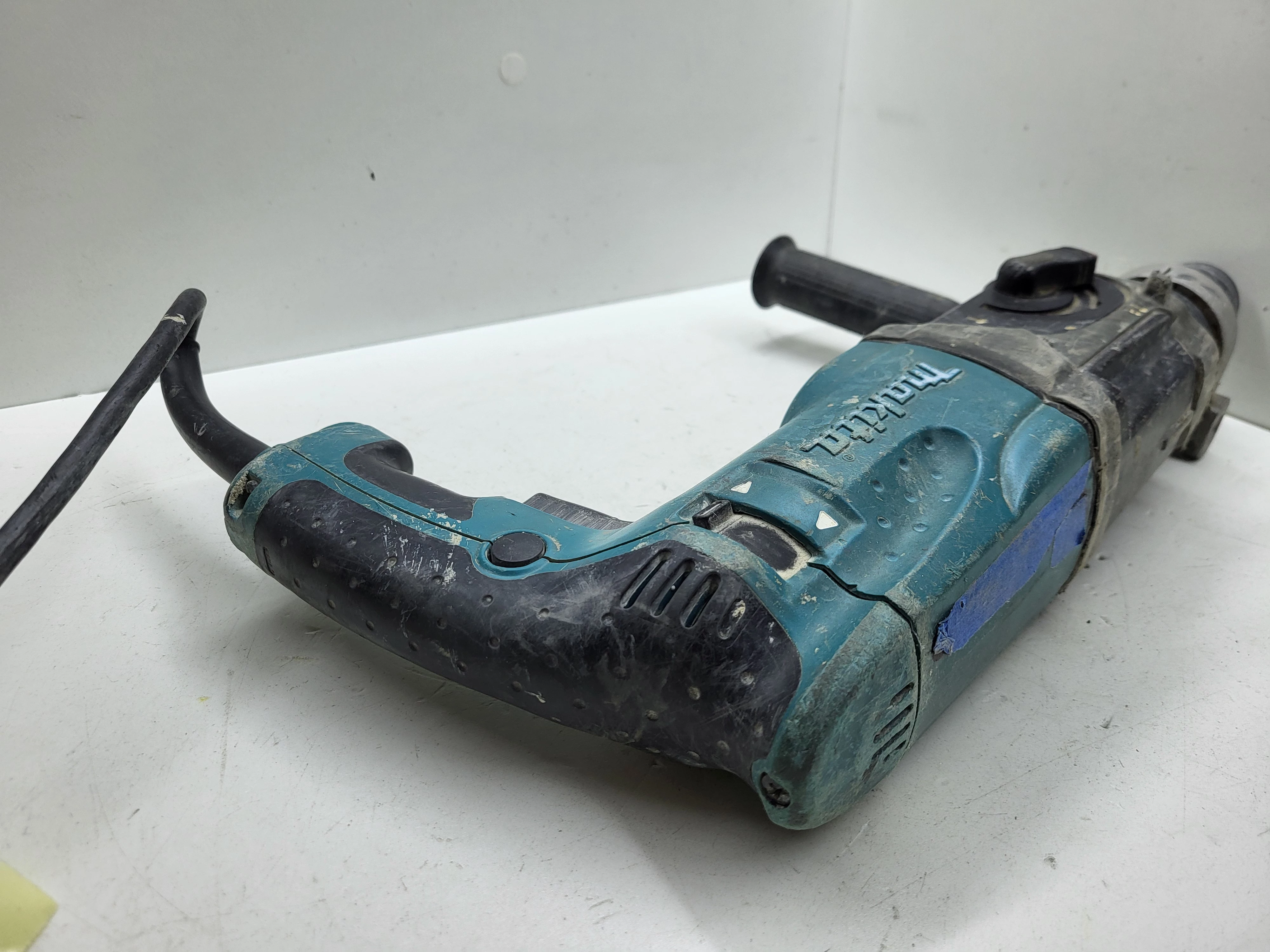 mlotowiertarka-makita-hr2470-typ-uchwytu-128474-1