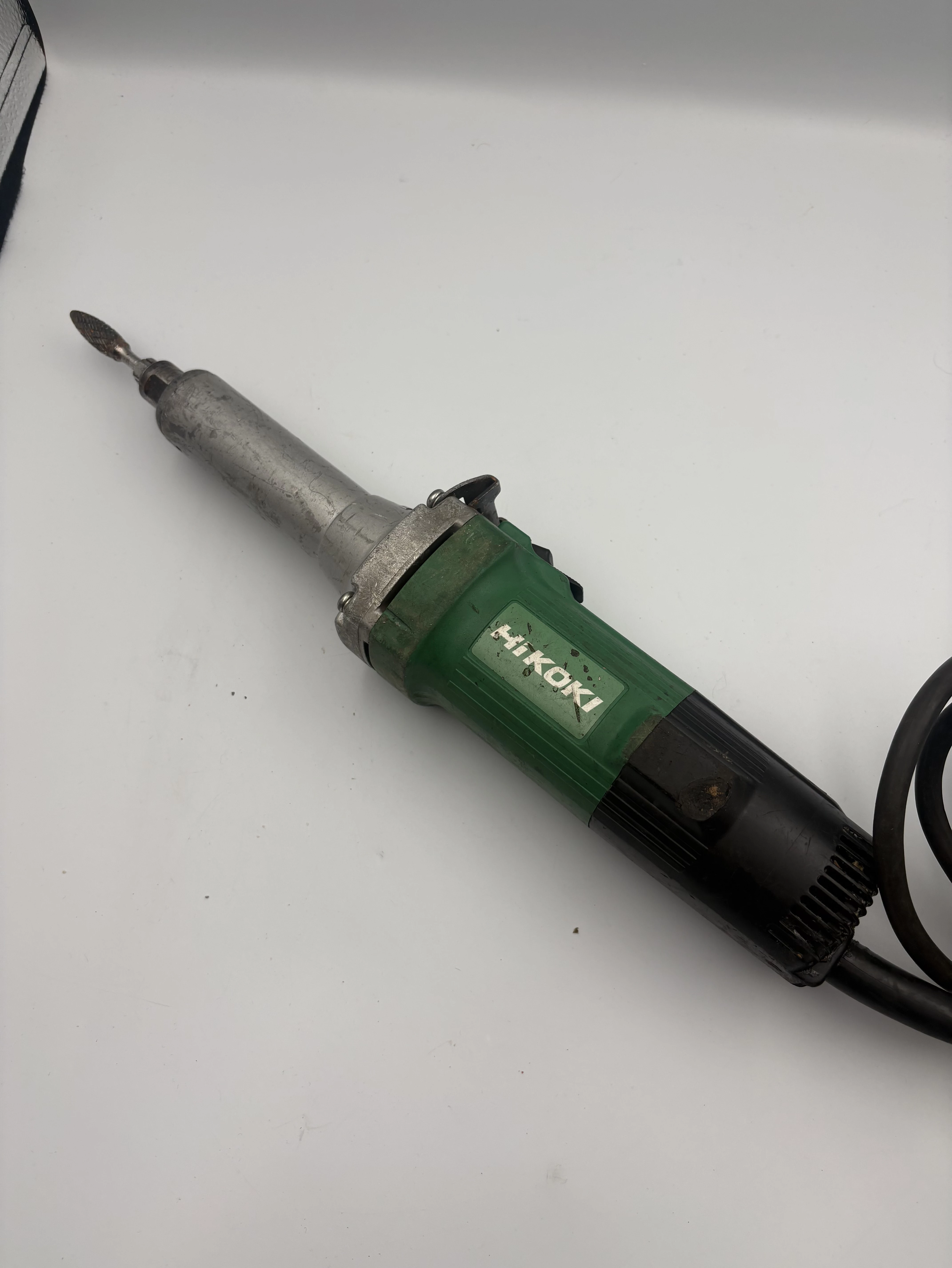 szlifierka-prosta-hikoki-gp2s2-ean-gtin-4966376277629