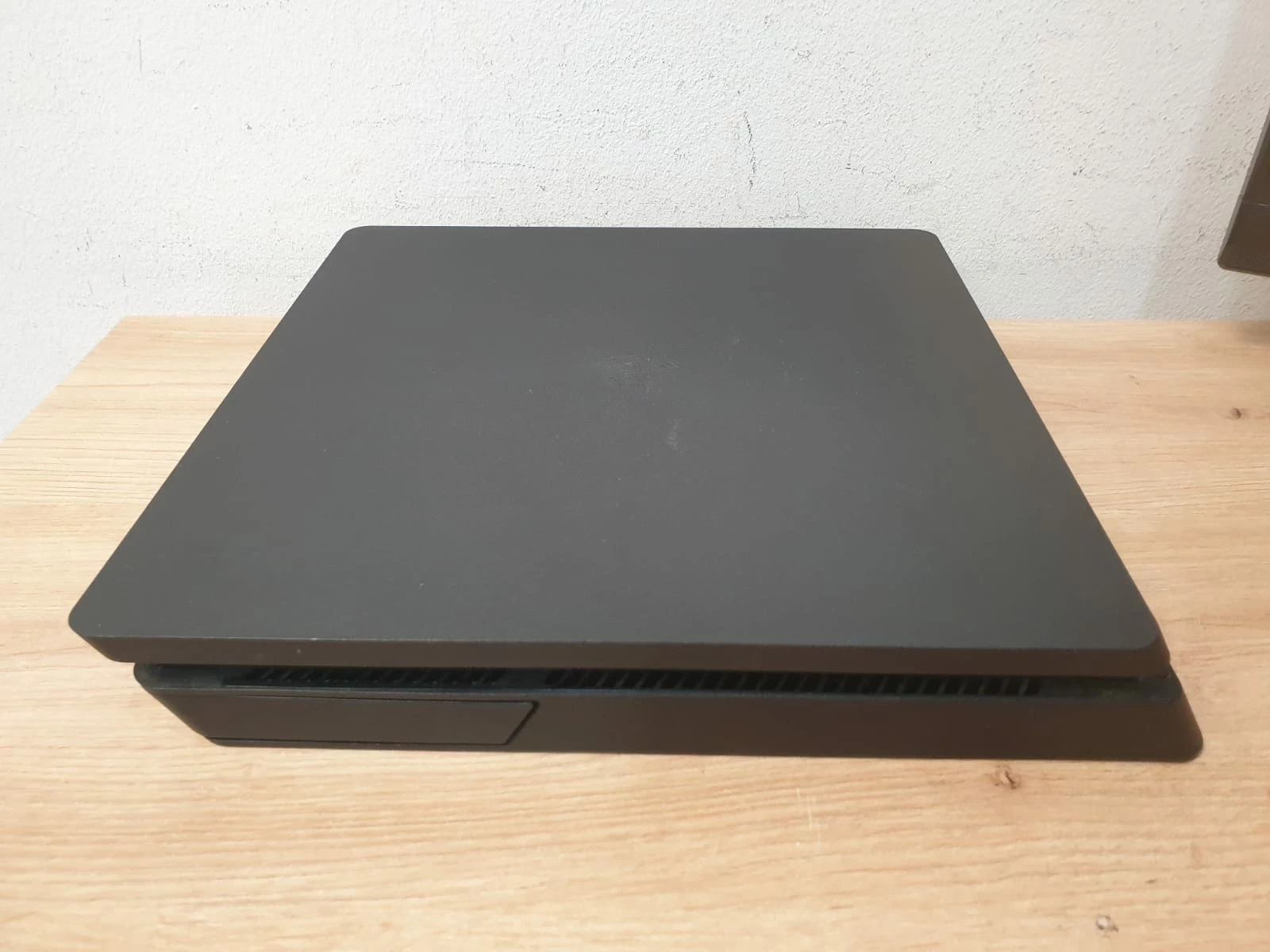konsola-playstation-4-slim-1tb-cuh-2216b-zestaw-kolor-249512-1647413