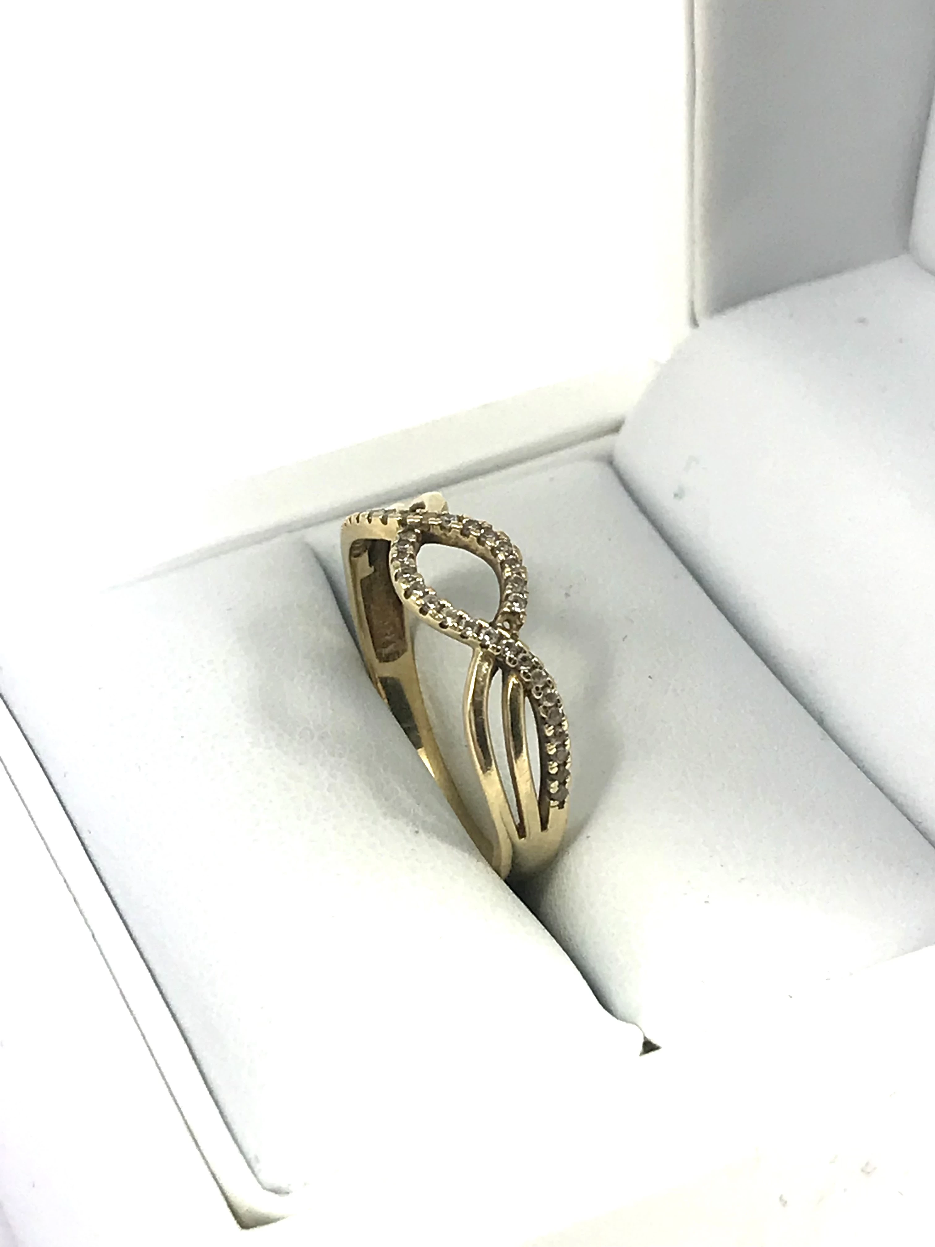 zloty-pierscionek-585-r-18-199g-material-15835-2