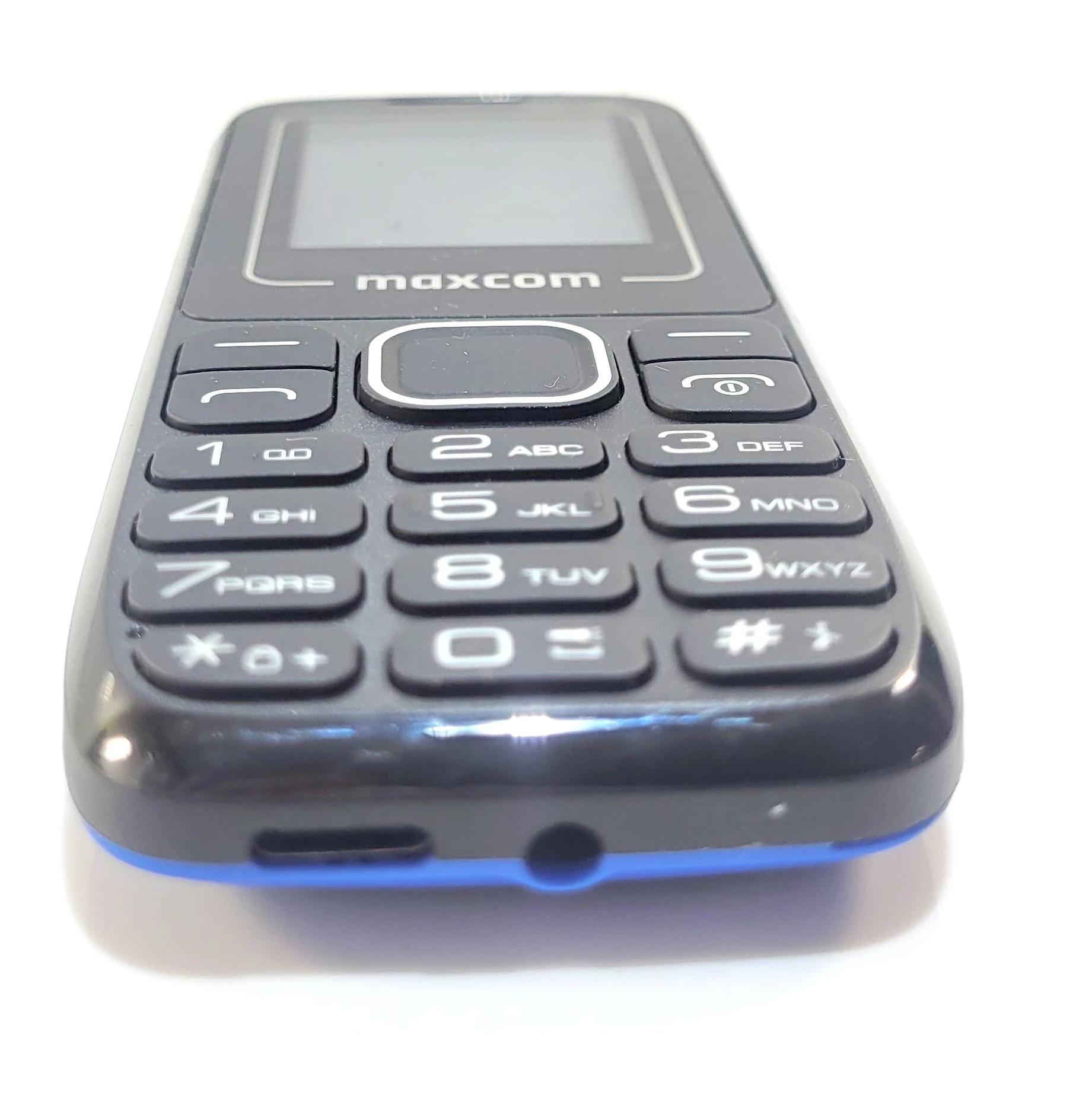 telefon-maxcom-classic-mm135-32-mb-32-mb-2g-ean-gtin-5908235974446