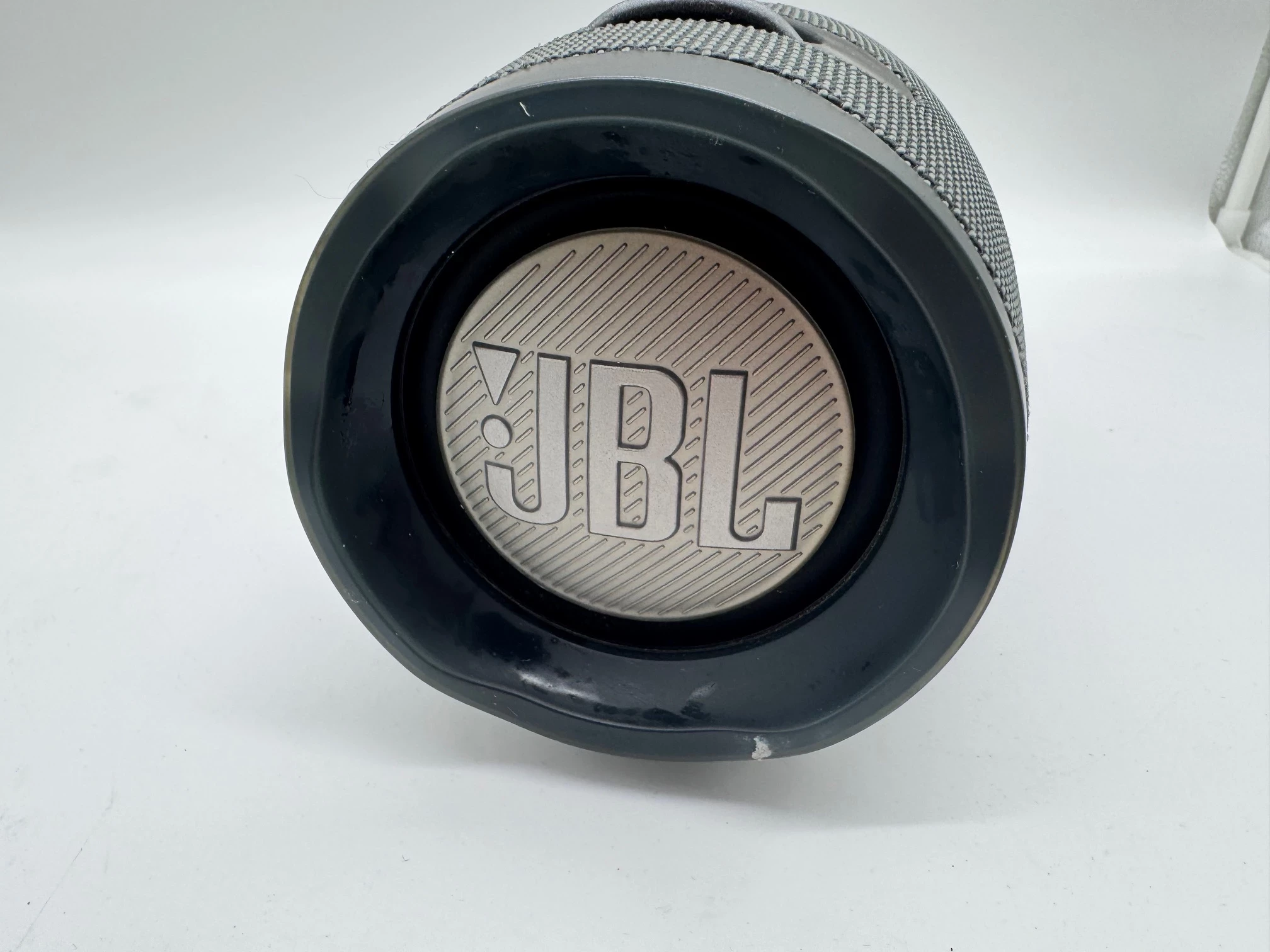 glosnik-przenosny-jbl-xtreme-2-gunmetal-edition-pudelko-kod-producenta-jblxtreme2gmeu