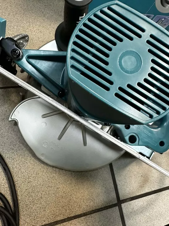 pilarka-pila-tarczowa-makita-hs0600-255-270mm-2000w-super-stan-seria-m-hs0600