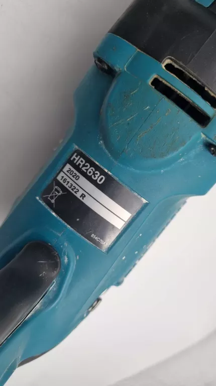 mlotowiertarka-makita-hr2630-walizka-energia-udaru-240