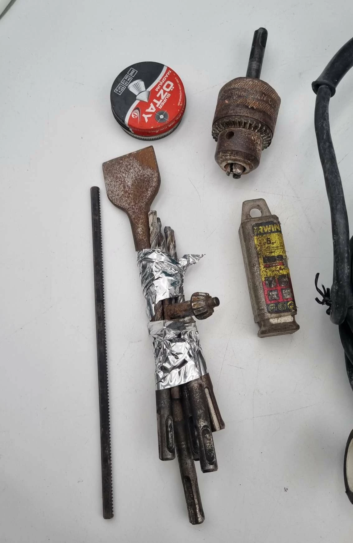 mlotowiertarka-makita-hr2630-walizka-ean-gtin-0088381687300