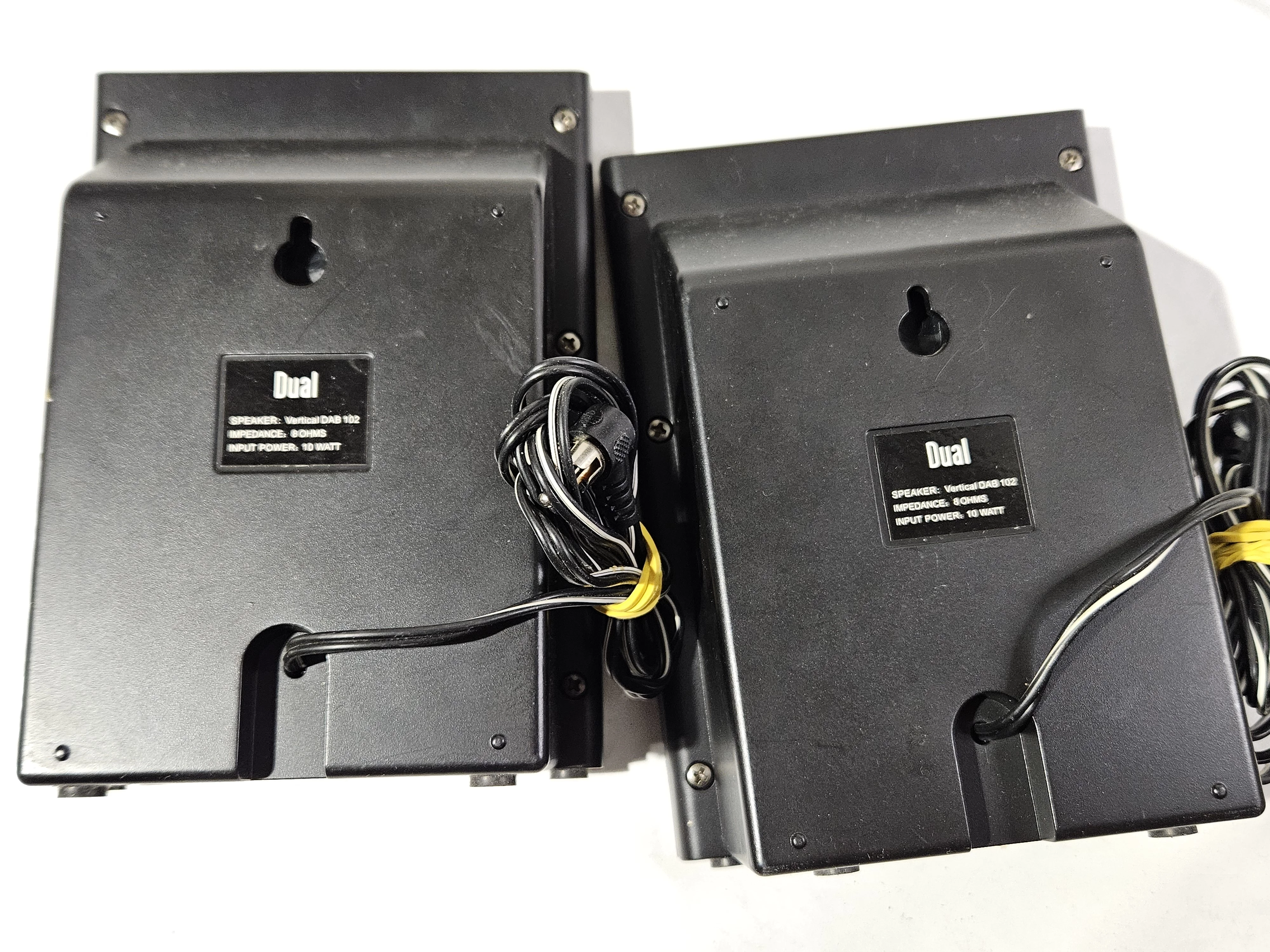 wieza-vertical-radio-226058-1