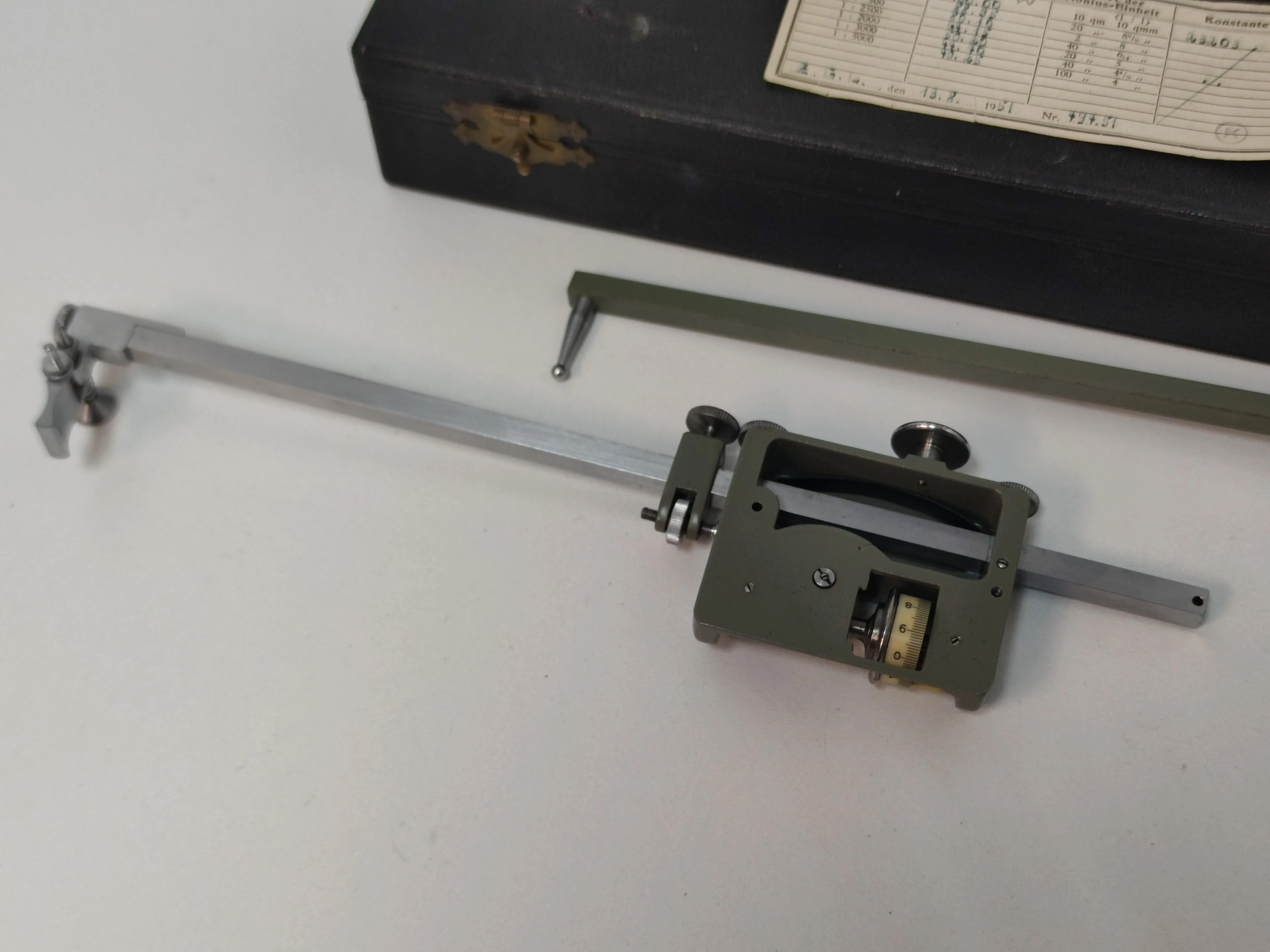 planimetr-biegunowy-reiss-1951-jagiellonska-14-sanok-tsc2-spj