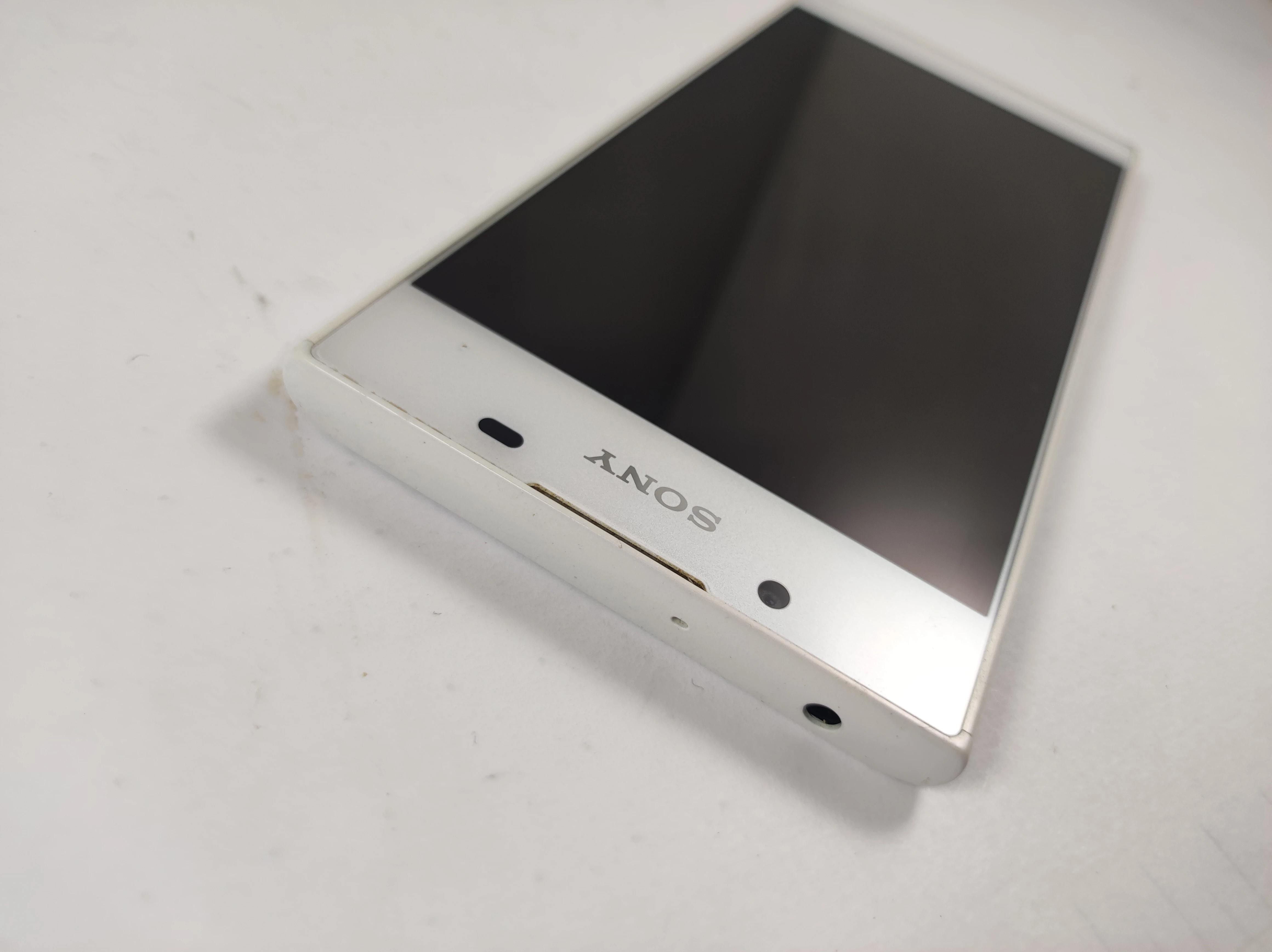 sony-xperia-l1-stan-11323-2